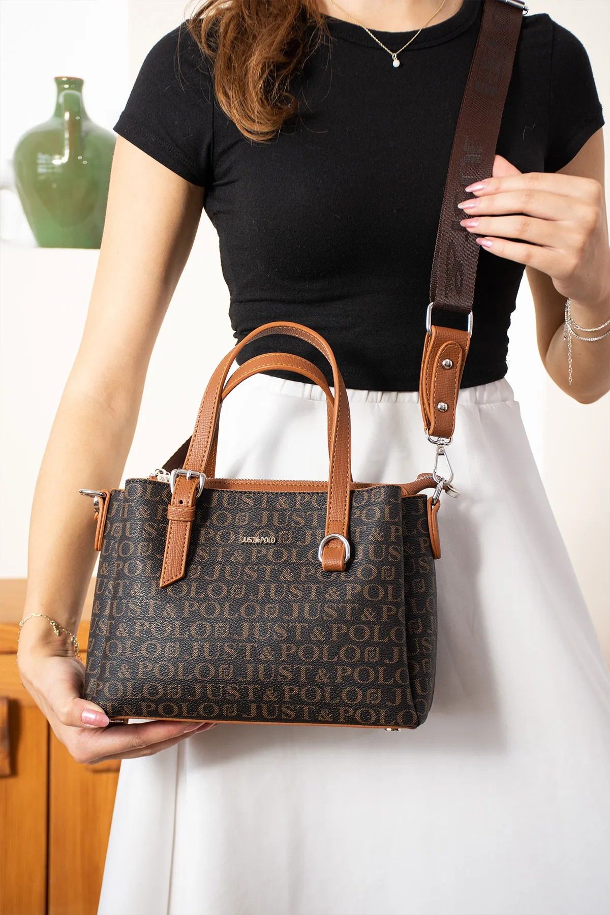 Just Polo Kadın Orta Boy 4 Bölmeli El Ve Omuz Çantası 342203PC