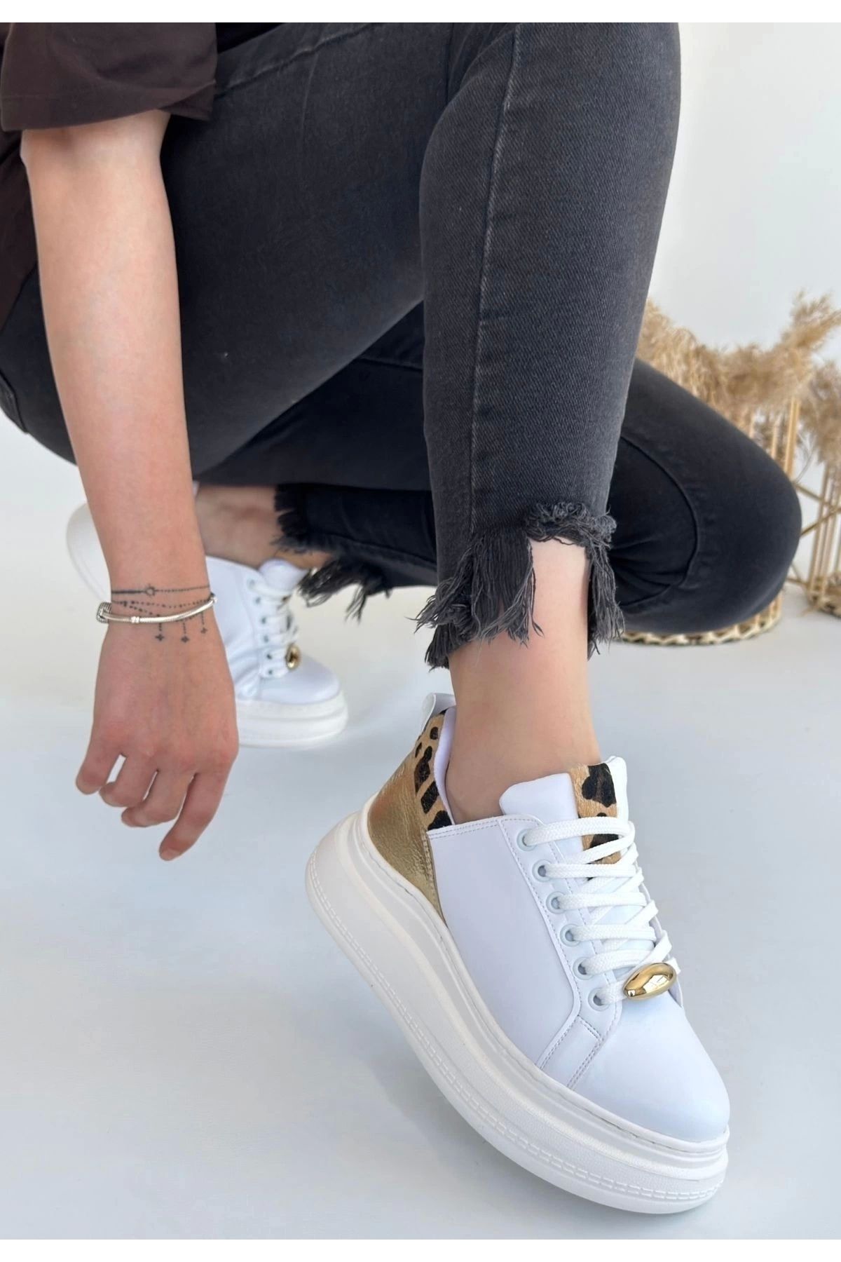 ufukmoda Gasta Beyaz Cilt Sarı Detaylı Bağcıklı Spor Ayakkabı