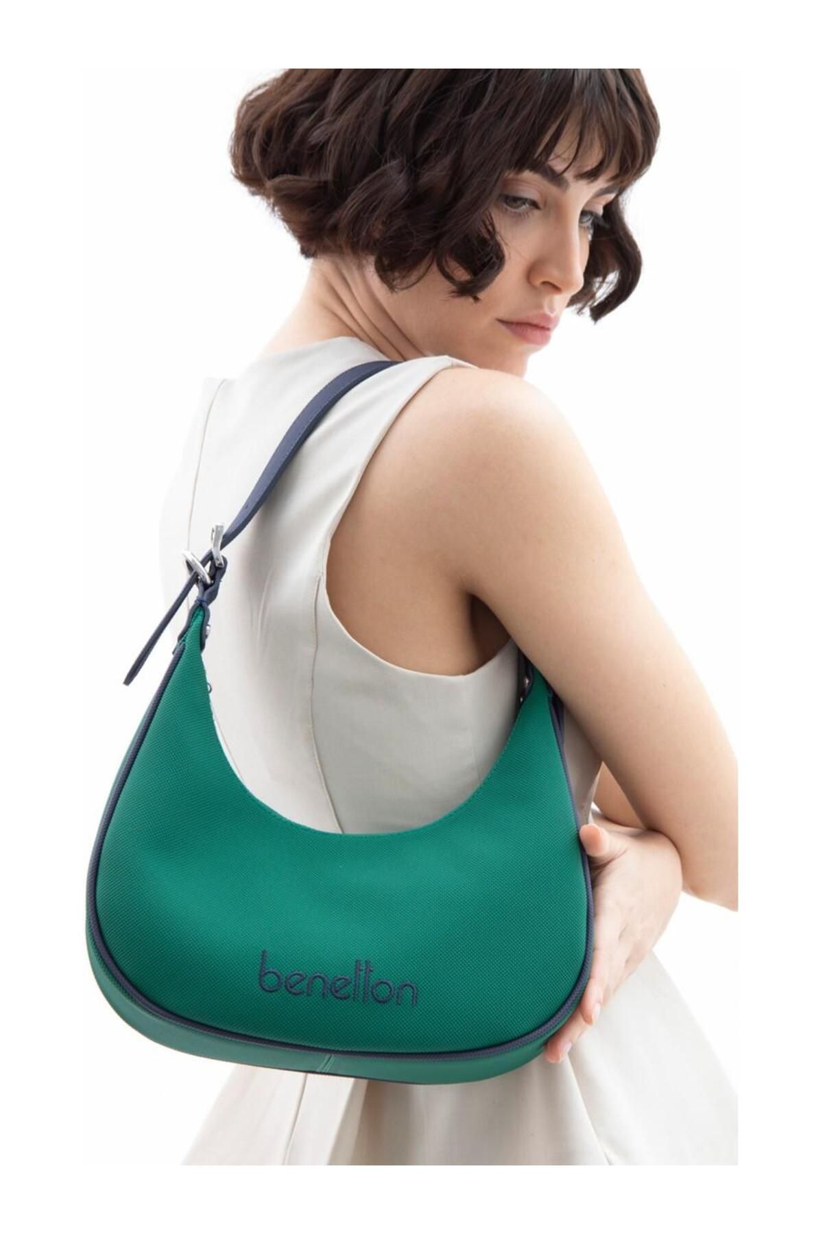 United Colors of Benetton KADIN BAGET KOL ÇANTASI VE ÇAPRAZ ÇANTA ZÜMRÜT-LACİVERT BNT1592