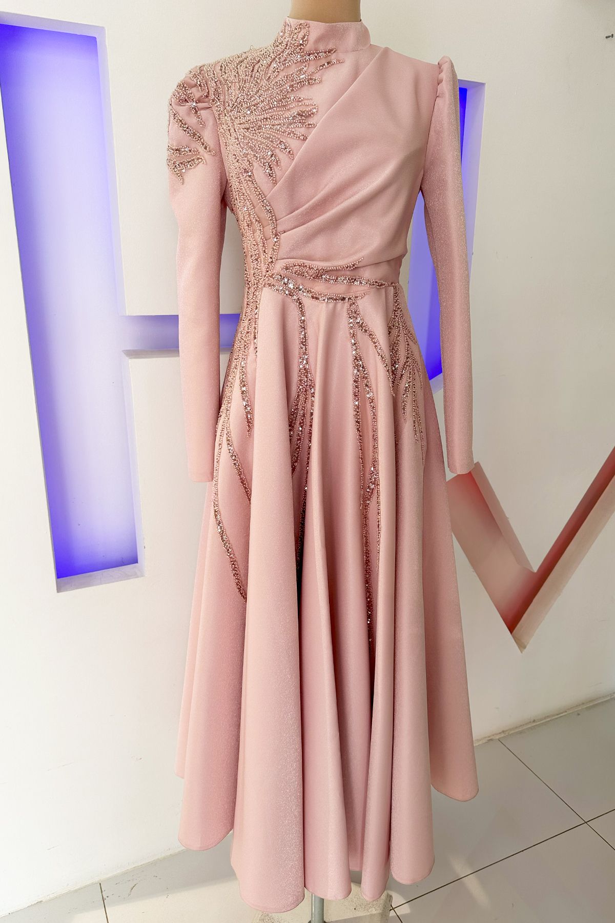 HalilModa Taş İşleme Detaylı ,Pembe Renk, Tesettür Abiye Elbise