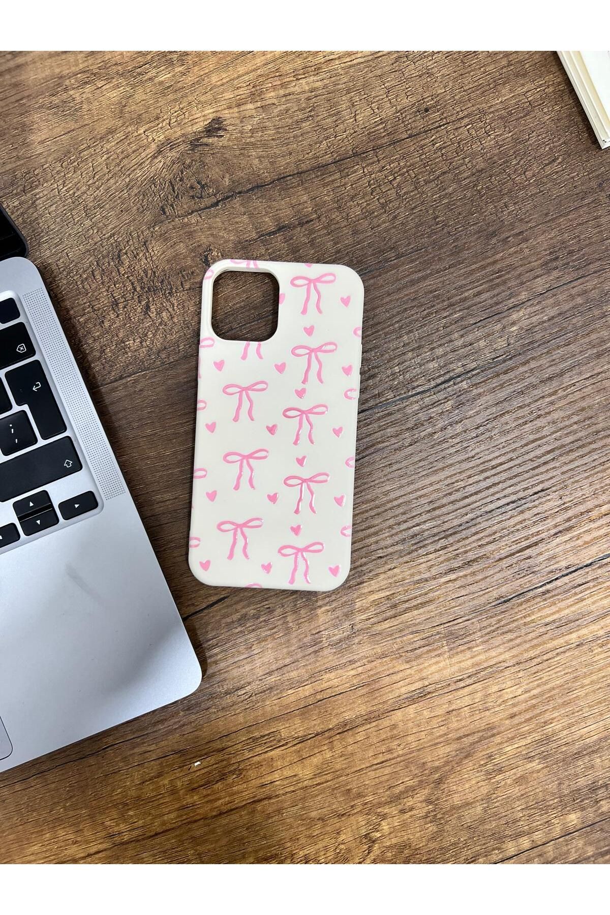 HZR Iphone 12/12Pro Beyaz Pembe Kurdele Desenli Silikon Kılıf