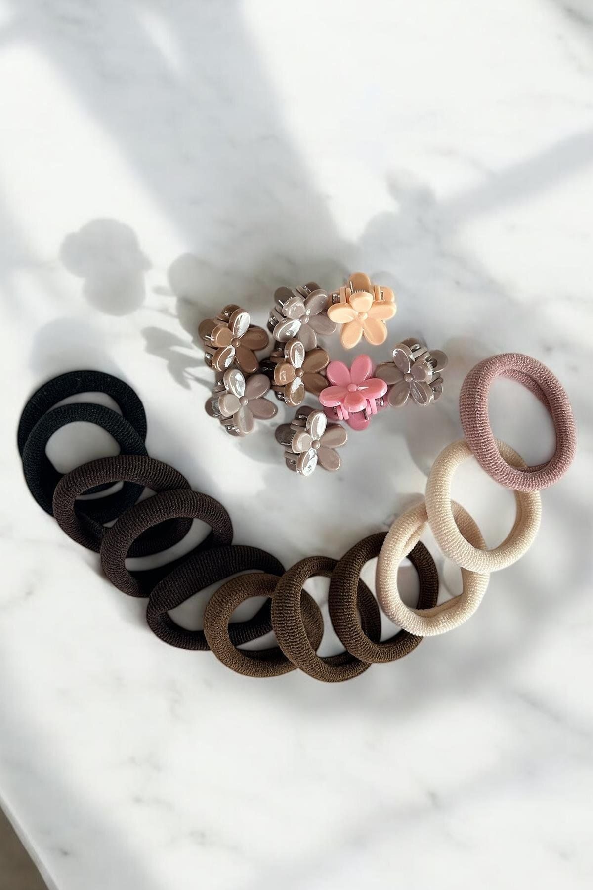 TAKIŞTIR Karışık Renk Lastik Toka Ve Mini Mandal Toka Set