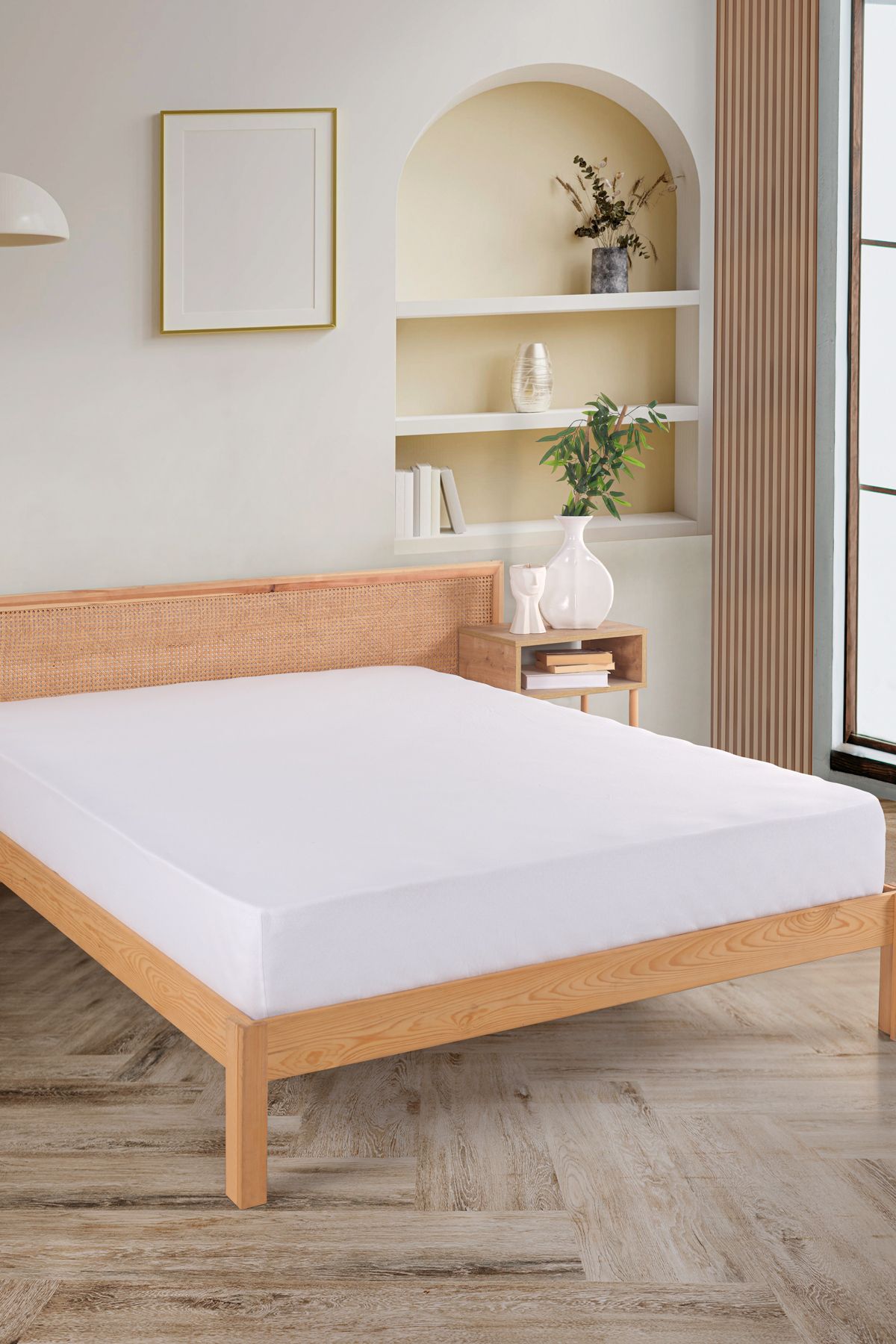 Karden Flower Premium %100 Pamuk Çift Kişilik Penye Lastikli Çarşaf - 180x200 Beyaz