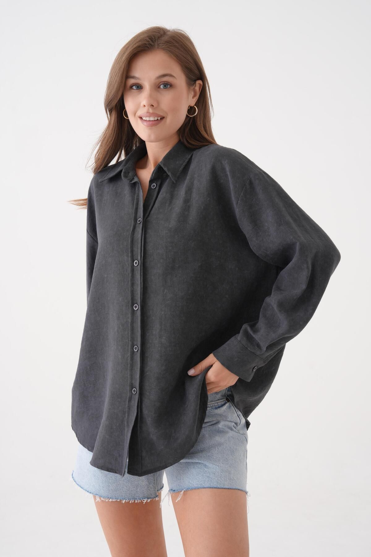 minaaise Kadın Antrasit Batik Desenli Tunik Oversize Gömlek 29180