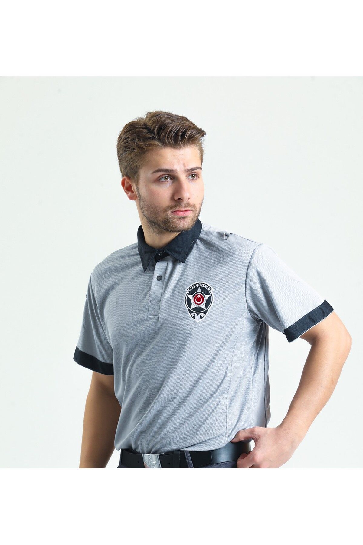 NKYSTORE Kısa Kollu Özel Güvenlik Tişörtü – Gri Polo Yaka | Armalı Resmi Görev Üstü