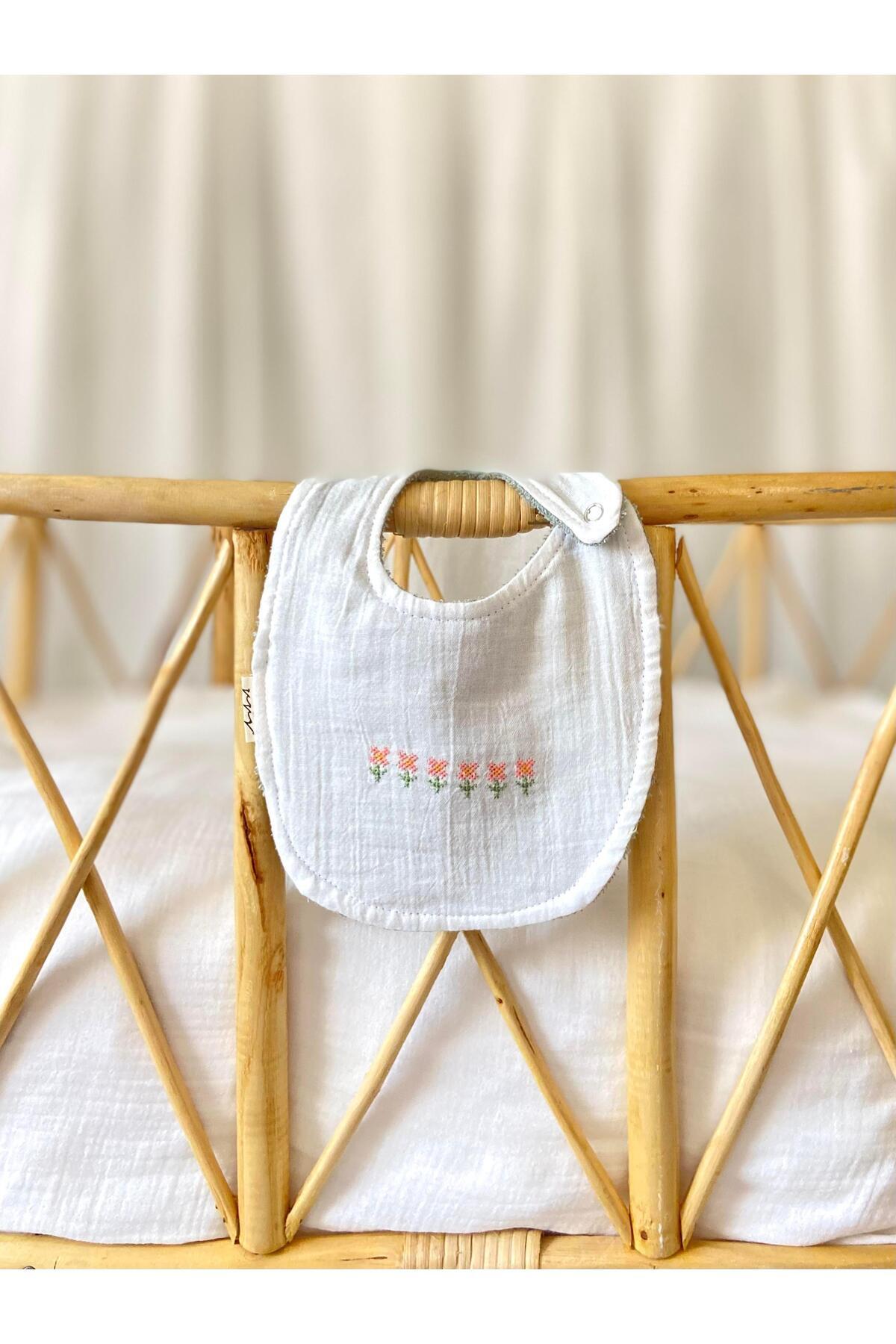 Zezig-Cross Stitch Embroidered Apron 3
