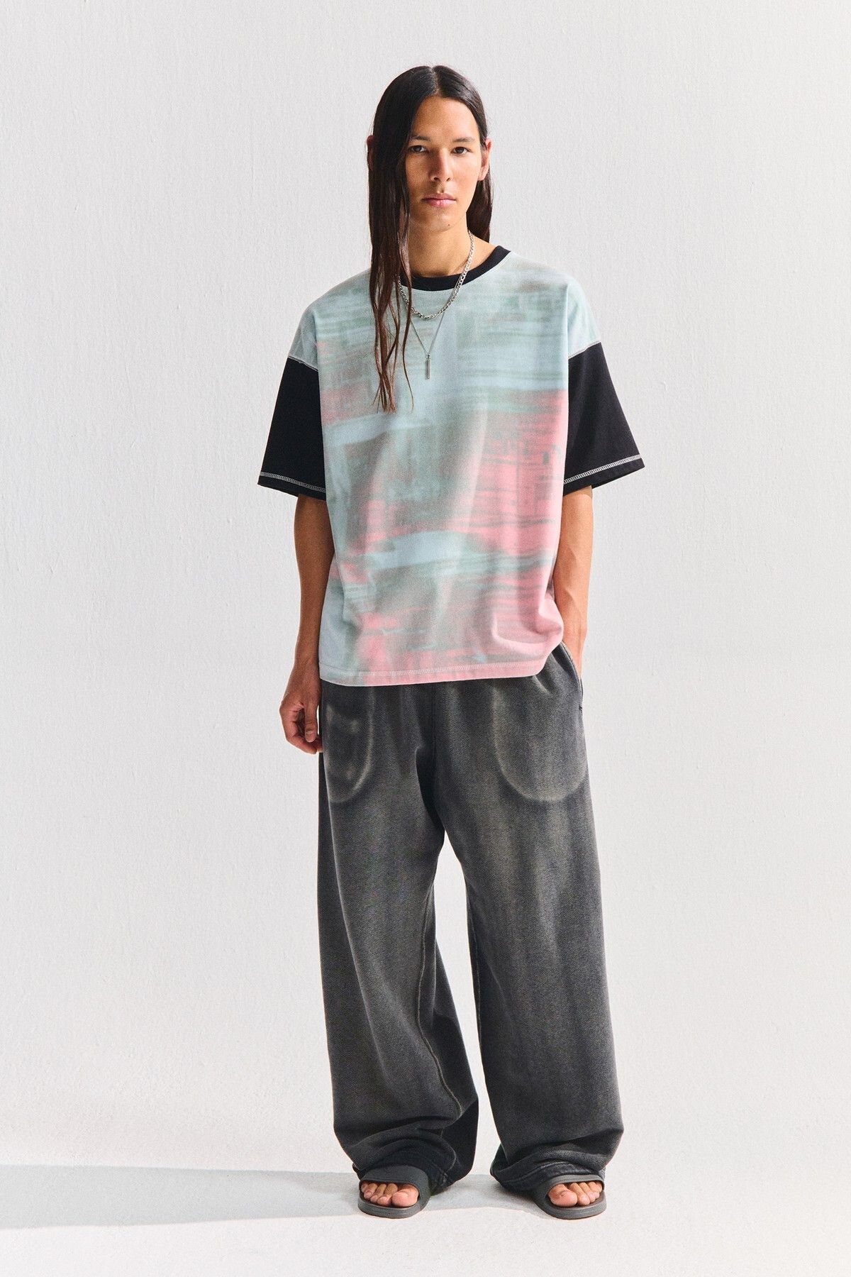 Pull & Bear STWD fotoğraf baskılı t-shirt