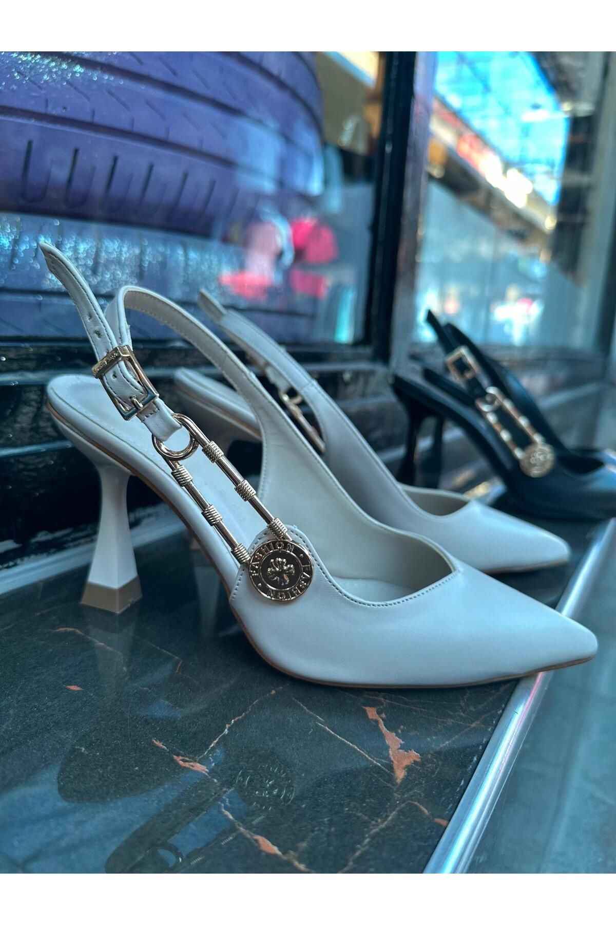 MİSS PARK MODA ARKA AÇIK KADIN AYAKKABI