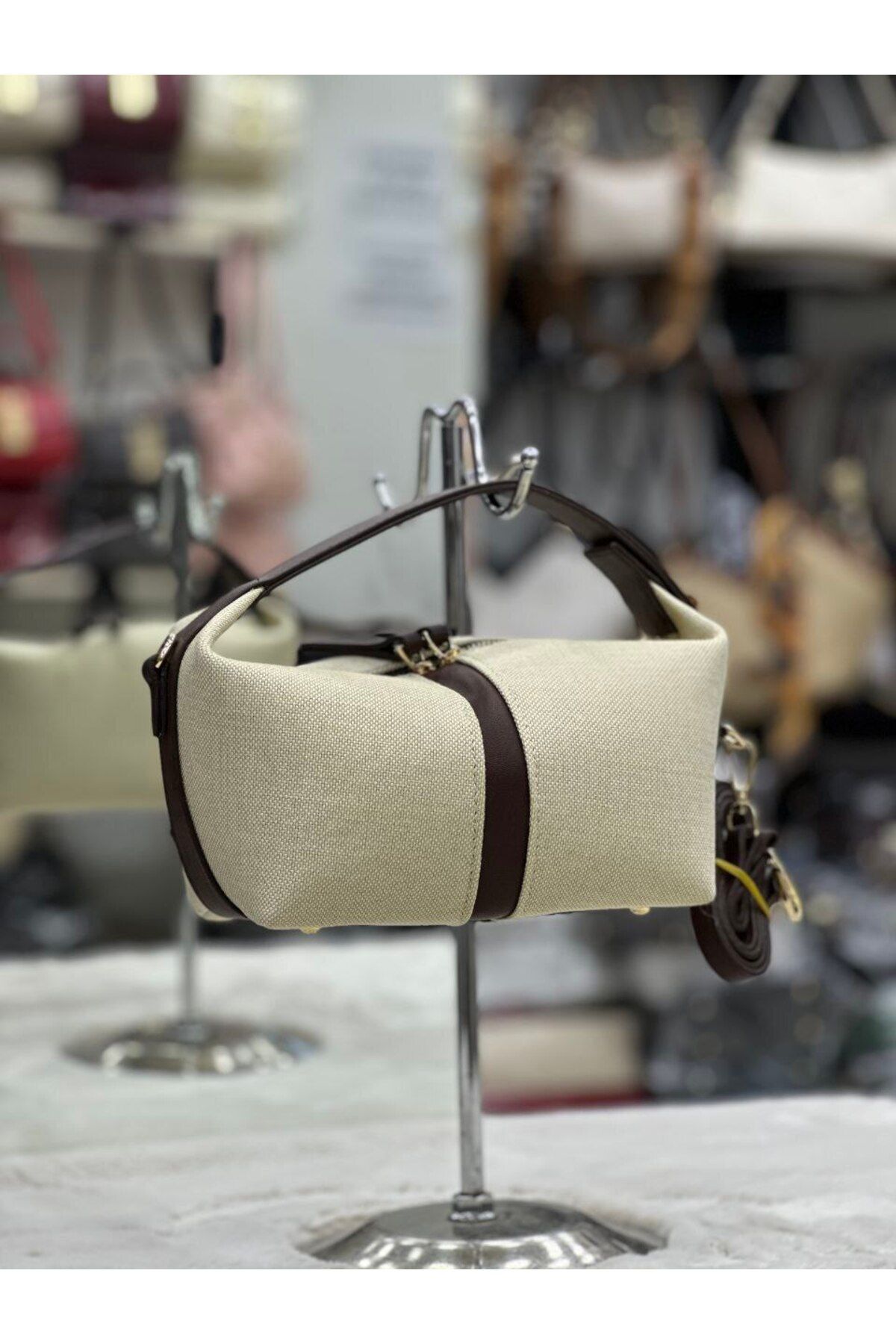 bynarincollection günlük sandal model kol çantası