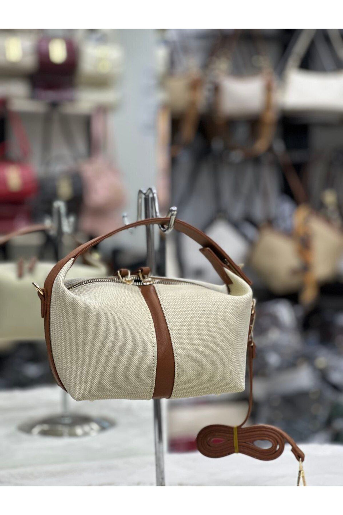 bynarincollection günlük sandal model kol çantası