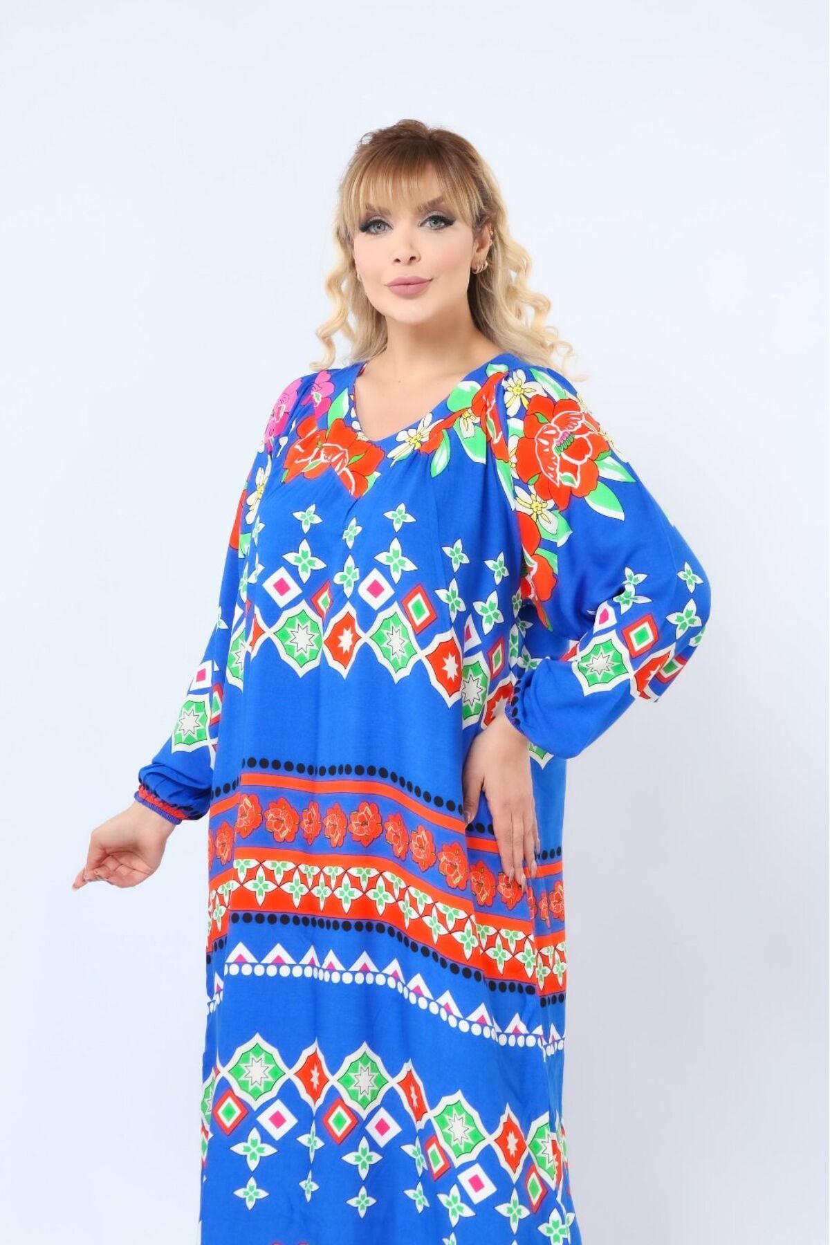 mervemoda KADIN BÜYÜK BEDEN DESENLİ YAZLIK DOKUMA UZUN KOL UZUN BOY ELBİSE