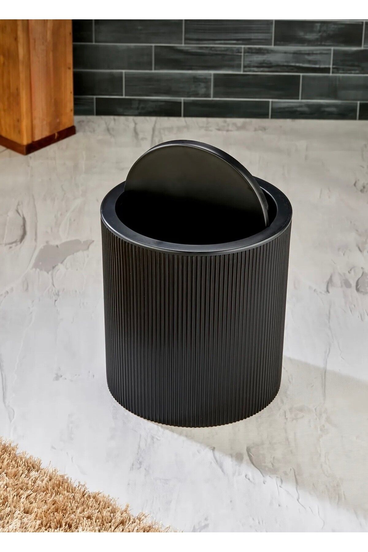 Aly Duru Home Çizgili Yuvarlak Kapaklı Klik Çöp Kovası Banyo Mutfak
