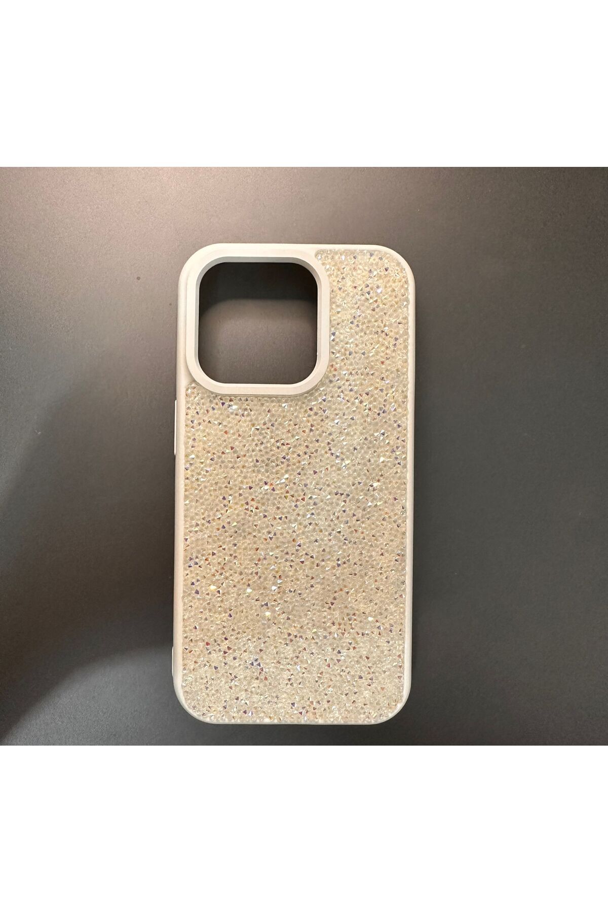 İZMİR ÖZER TEKNOLOJİ BEYAZ TAŞLI IPHONE 15 PRO KILIF