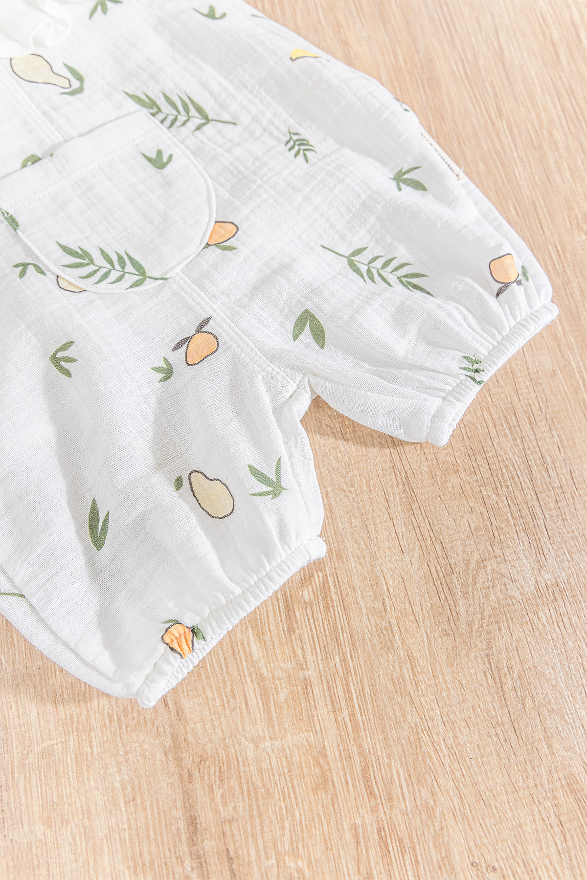 Babymod Fırfırlı Şapkalı Yazlık Müslin Kız Bebek Tulum fotoğrafı 4 (önizleme)