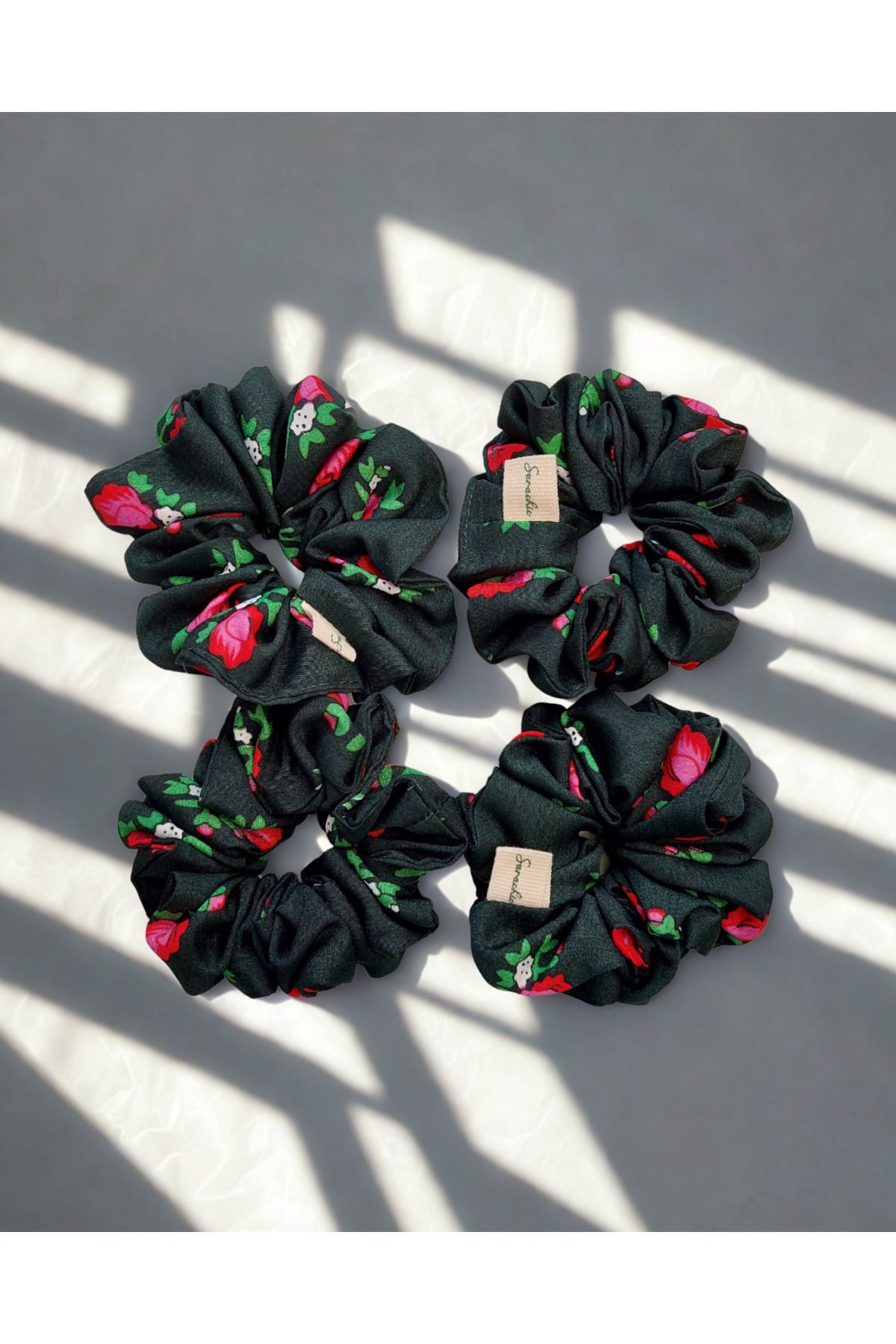 SARACHIC Gece Bahçesi Scrunchie
