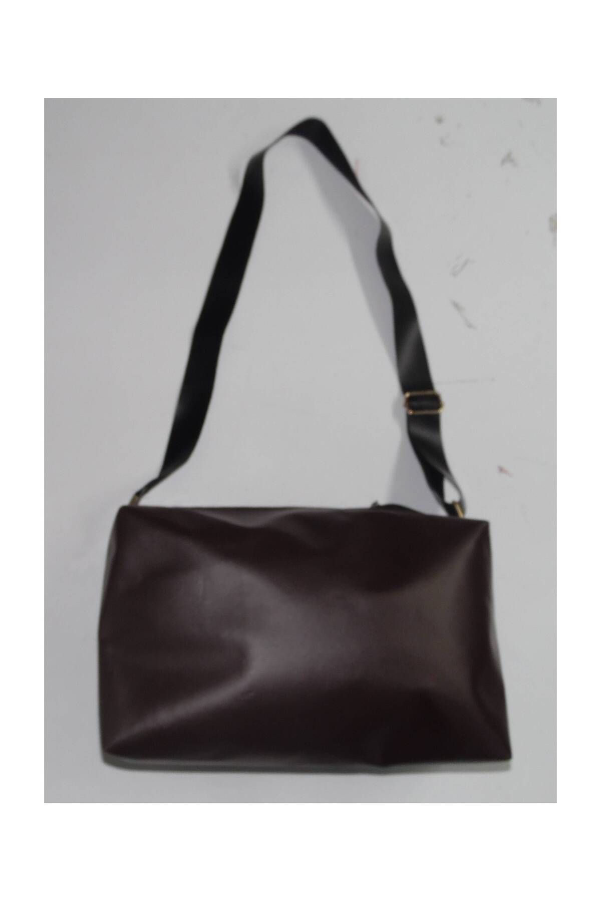 lordecollection FERMUARLI AYARLANABİLİR OMUZ ASKILI FERMUARLI ÇANTA 34 x 20 x 10 CM KAHVERENGİ