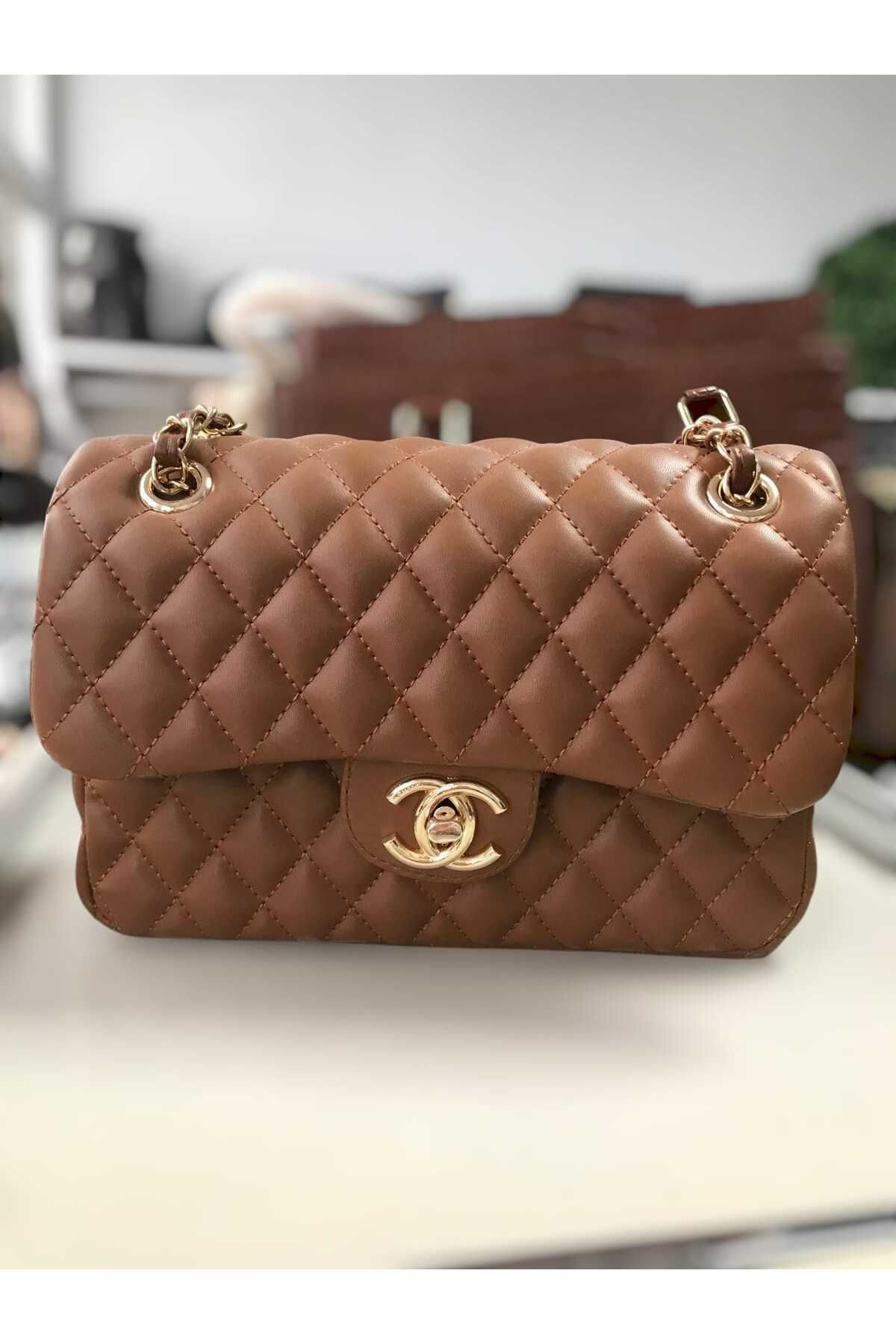 Zihni Leatherwork LOGO DETAYLI KAPİTONE OMUZ ÇANTASI