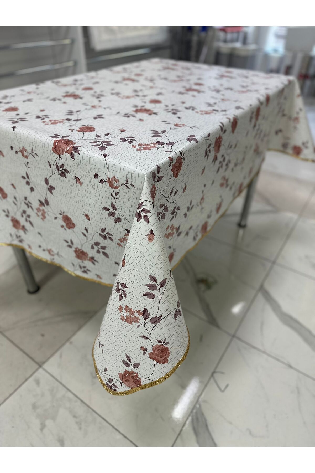 Dantelux Silinebilir Pvc Elyaf Tabanlı Muşamba Masa örtüsü Dikdörtgen 140X175 CM