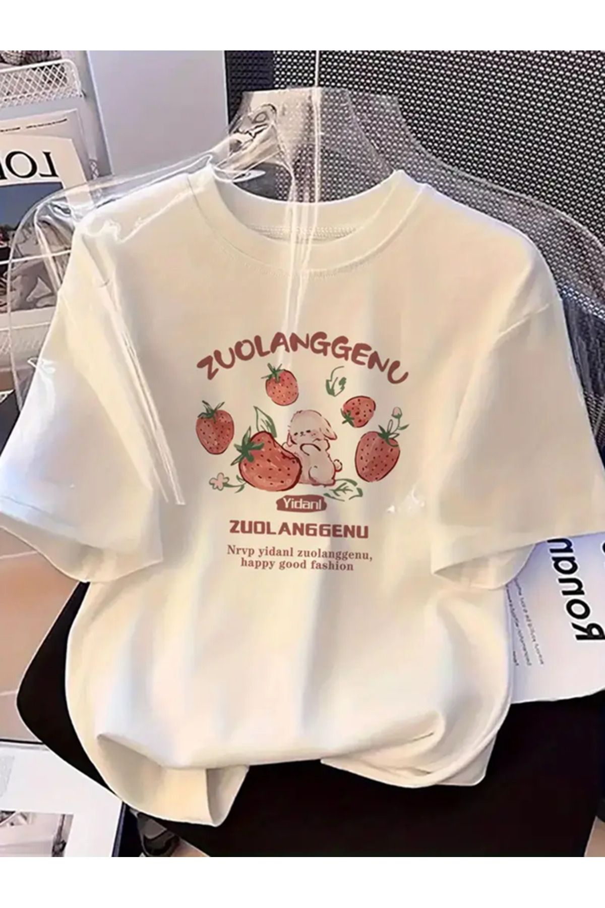 FULL TOLERANCE Zuolang Tavşan ve çilek baskılı Tshirt