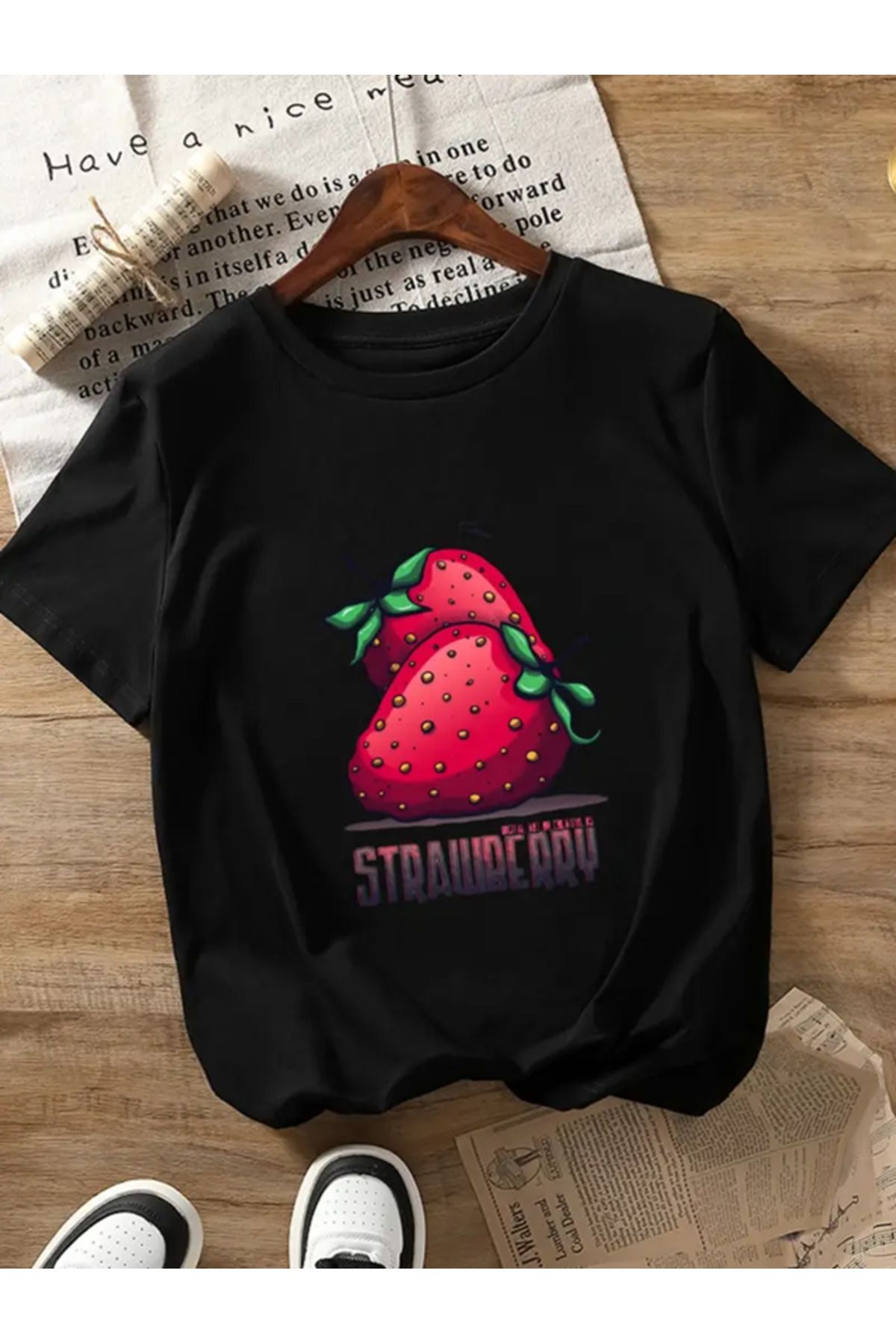 FULL TOLERANCE Strawberry Çilek baskılı Tshirt