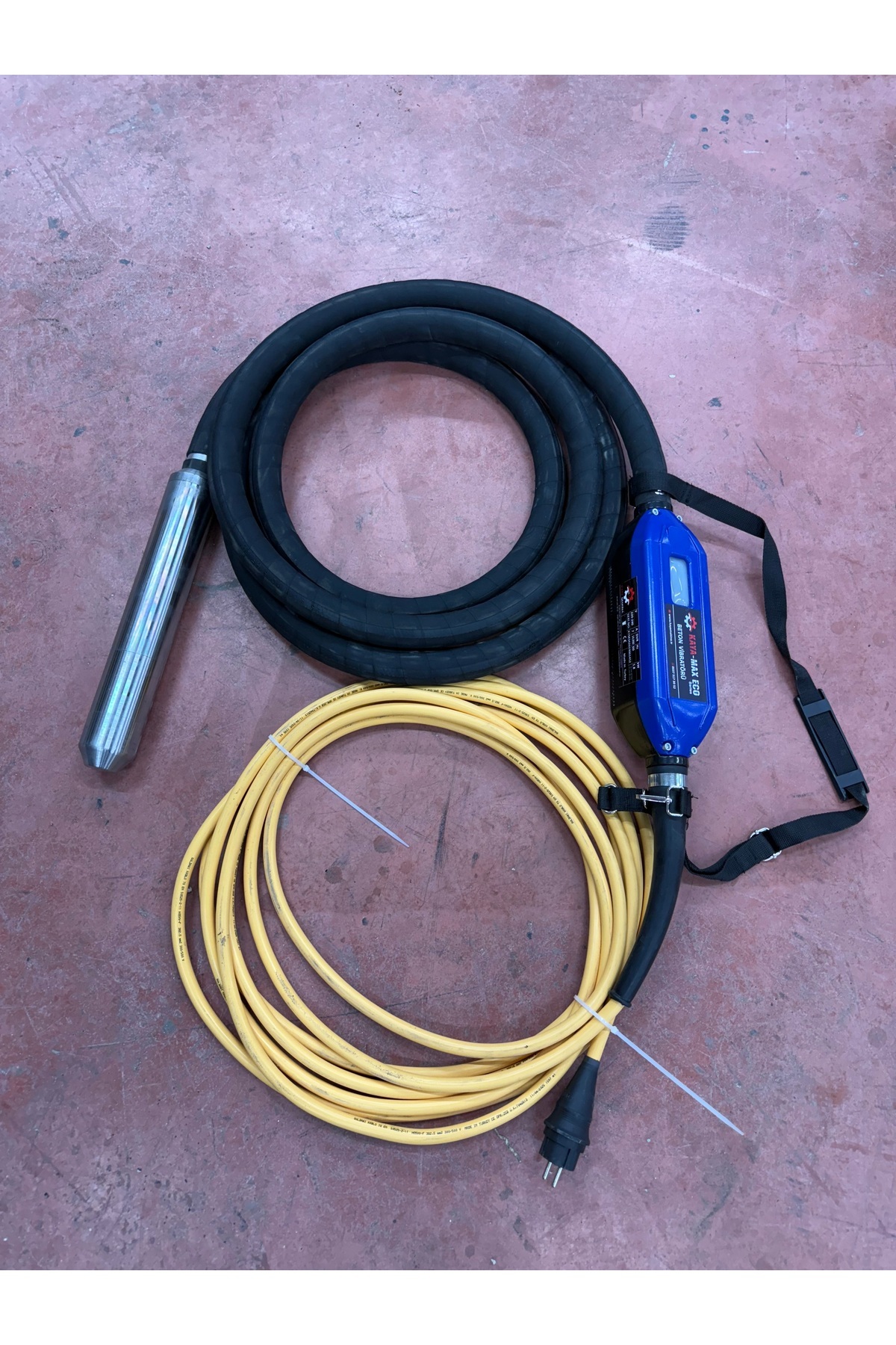Kaya Makina hafif inşaat makinaları Beton Vibratörü Kendinden Konvertörlü 220v 60mm KAYA MAX-ECO SERİ