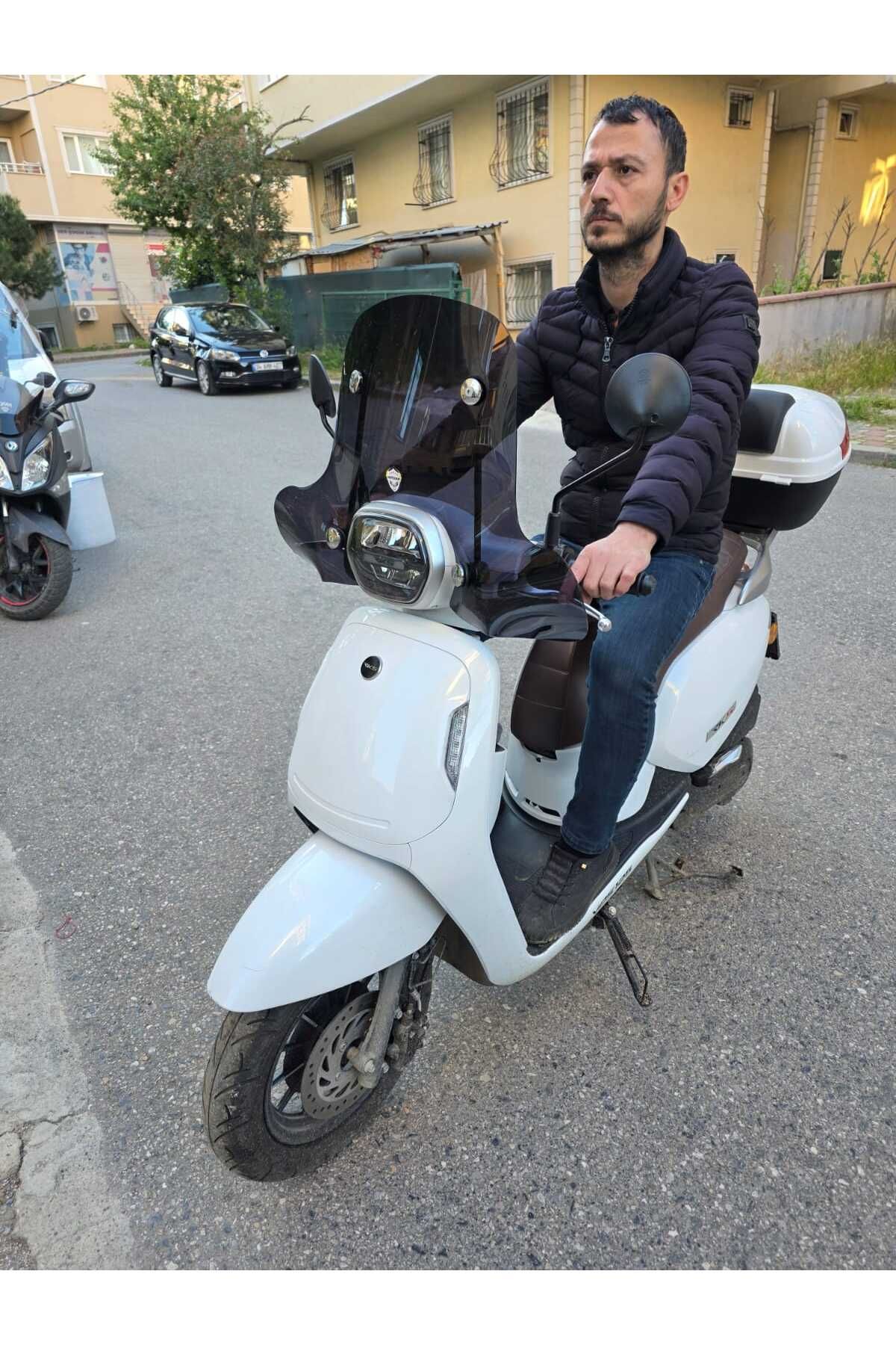 RKS VPS 125 Siperlik Ön Cam 2022-2025 Model 42cm Siyah Renkli 4mm