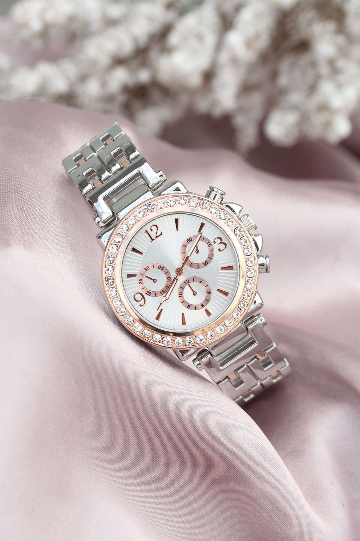Clariss Gümüş Metal Kordonlu Rose Zirkon Taşlı Kasa Tasarımlı Kadın Saat