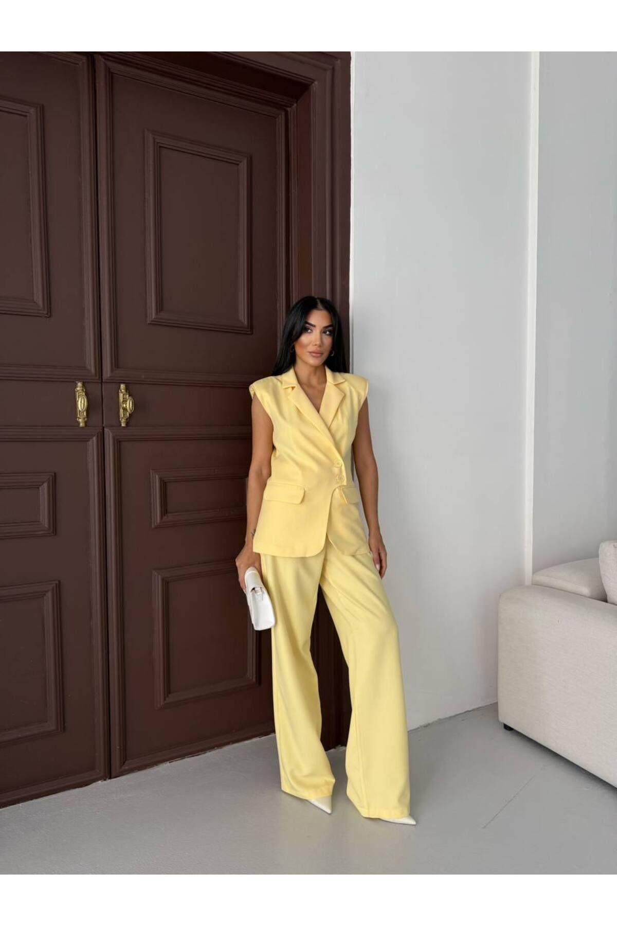 Castivo Fashion Kapak Yaka Düğme Detaylı Takım Ceket & Pantolon