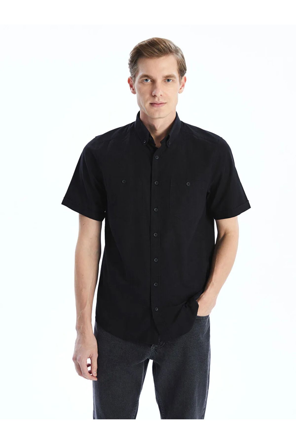 LC Waikiki Regular Fit Kısa Kollu Poplin Erkek Gömlek