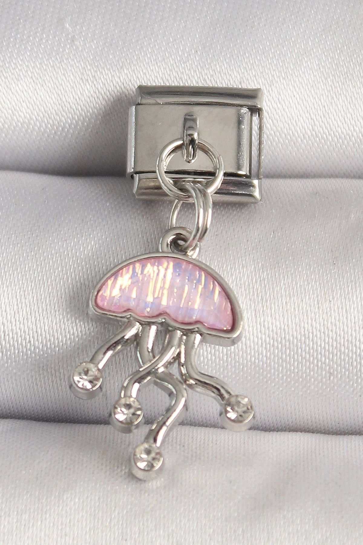 luz&pos 316L Çelik Gümüş Renk Pembe Mineli Deniz Anası Model Zirkon Taş Detaylı Nomination Charm