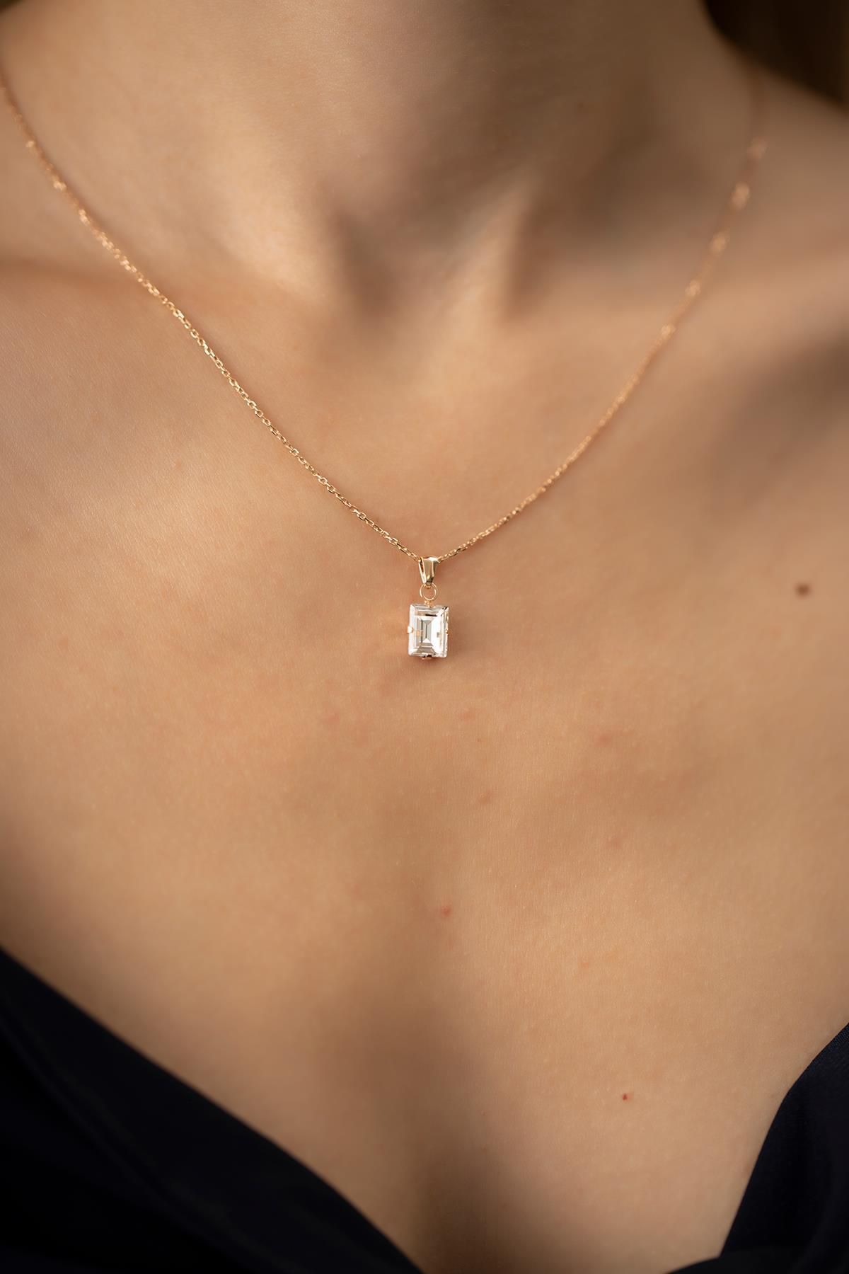 Ninova Silver Baget Model Rose Kaplama Gümüş Crystal Kolye