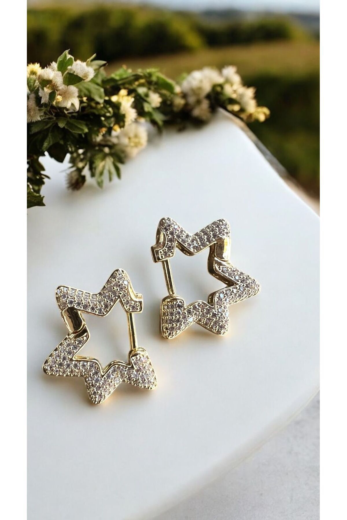 Solène Bijou Viostar Gold Yıldız Tasarım Küpe