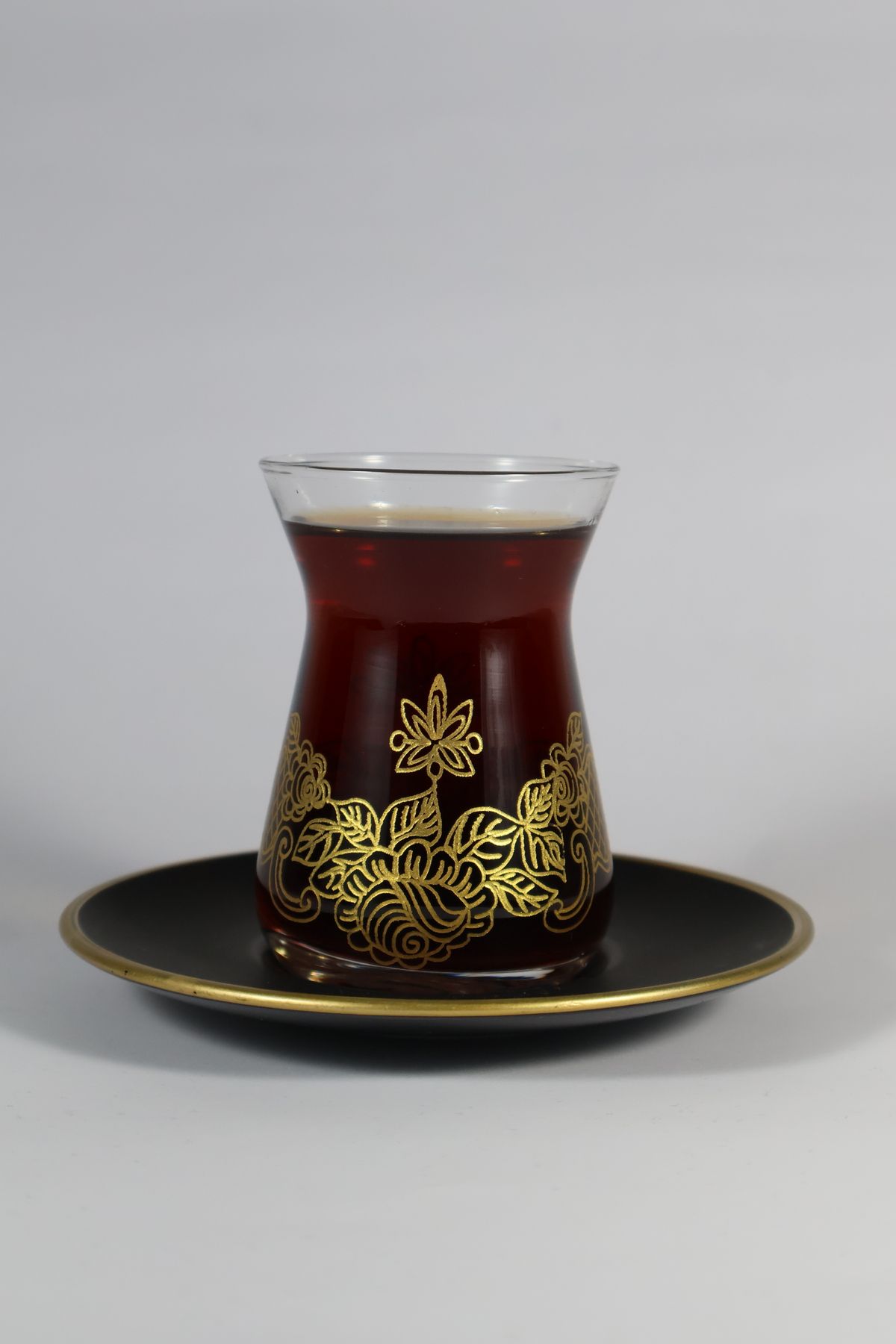 Campiri GÜLİSTAN SERİSİ 12 PARÇA 6 KİŞİLİK ÇAY TAKIMI GRAVÜR (OYMA - KAZIMA) SANATININ İNCELİKLERİYLE