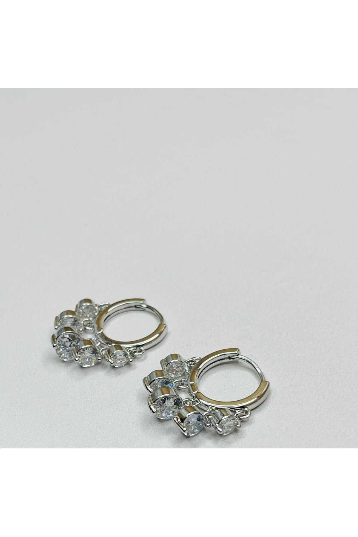 ASİN ACCESSORİES Zirkon Taşlı Sallantı Halka Küpe - VİP Küpe