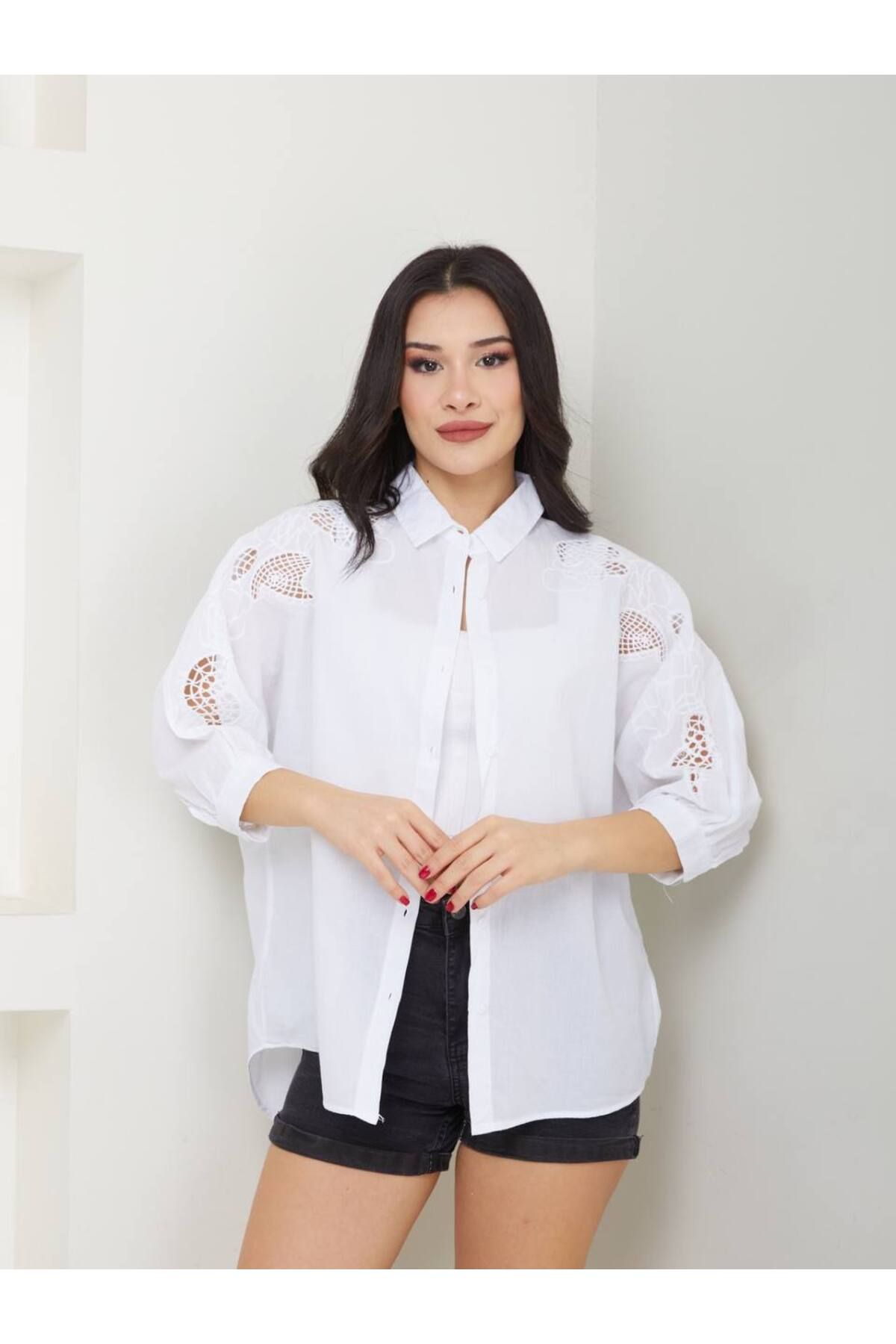 AKA Butik Kadın Dantelli Yarasa Kol Gömlek -AYN