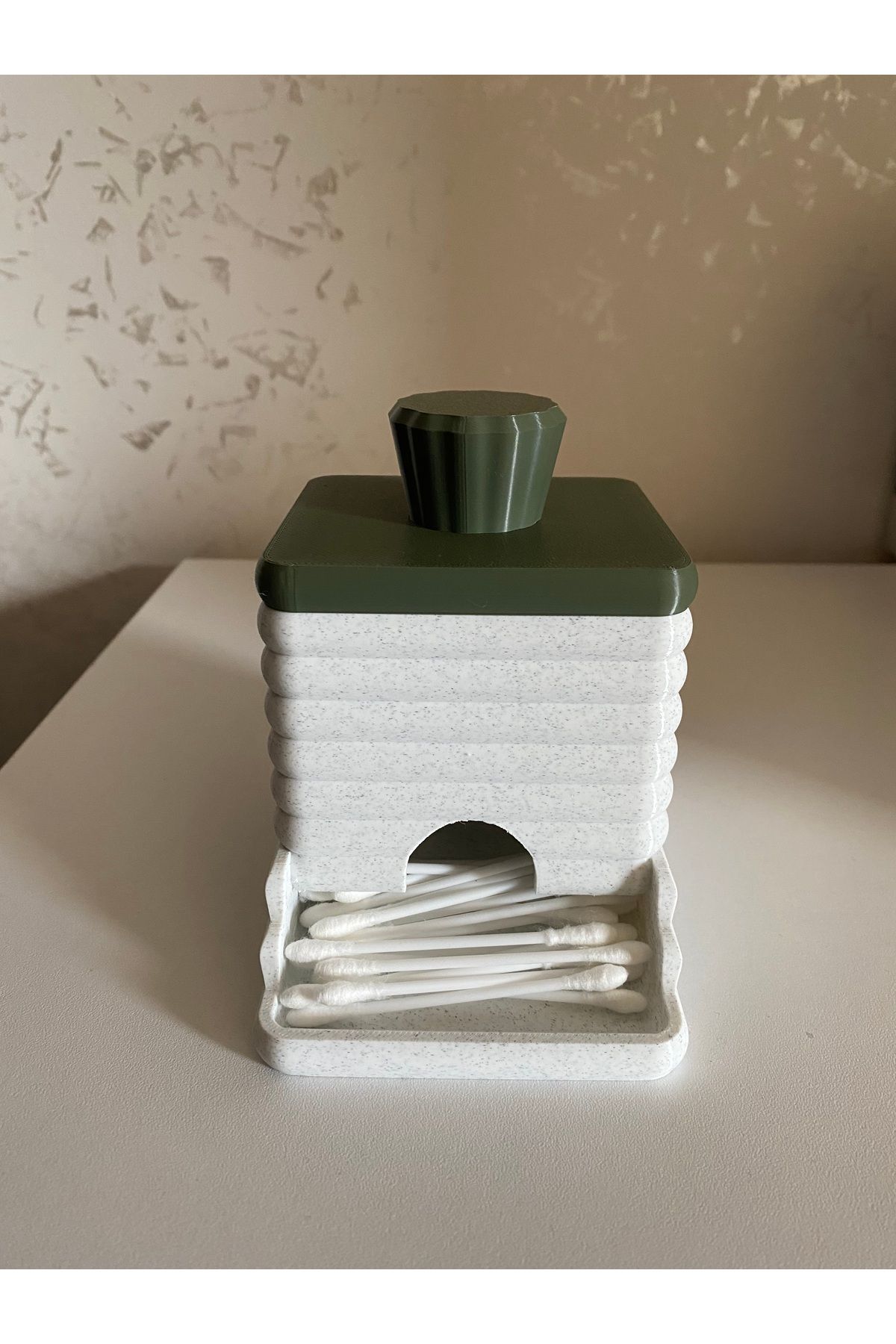 Minimal3D Kapaklı Kulak Çubuğu Saklama Kutusu