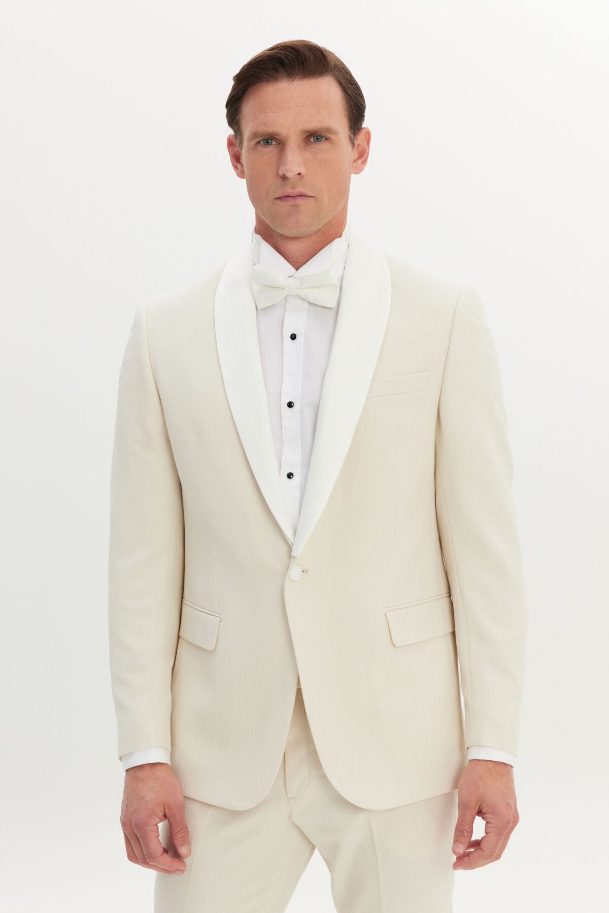 ALTINYILDIZ CLASSICS SLIM FIT DAR KESIM ÇIKMA ŞAL YAKA KAPAK CEPLİ ESNEK DAMATLIK EKRU SMOKİN TAKIM