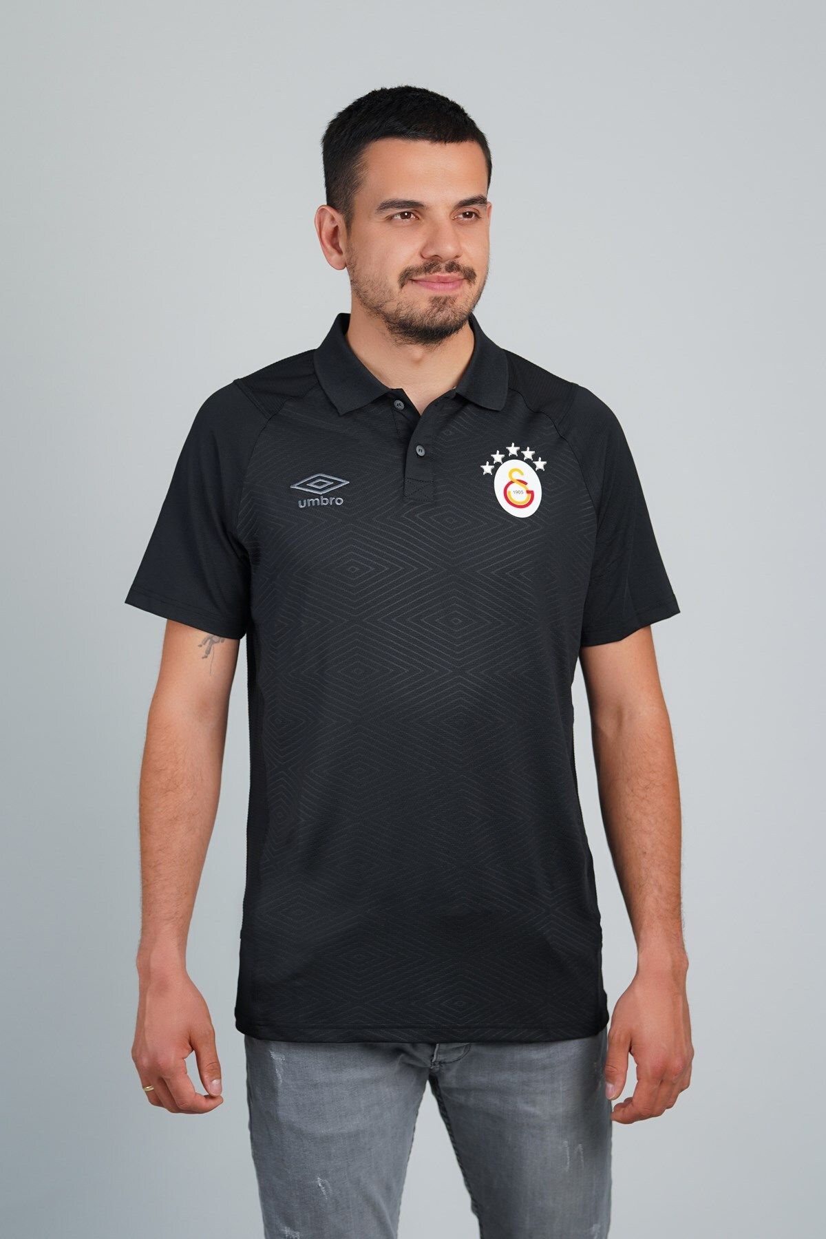 Galatasaray Orijinal Umbro 5 Yıldız Siyah Spor T-Shırt TF0168