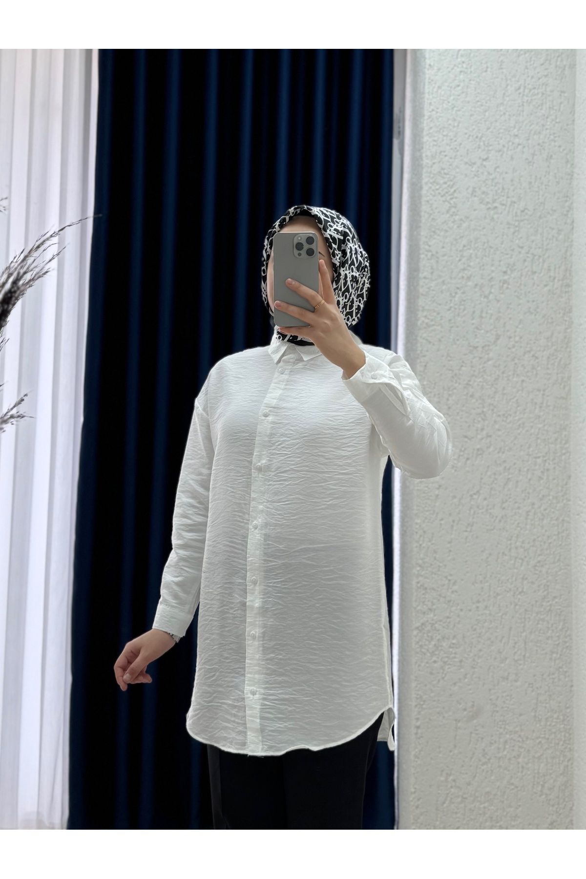 Ebrar Store Sorique Önü Kısa Arkası Uzun Düz Çilek Gömlek-Zİ2137 Beyaz