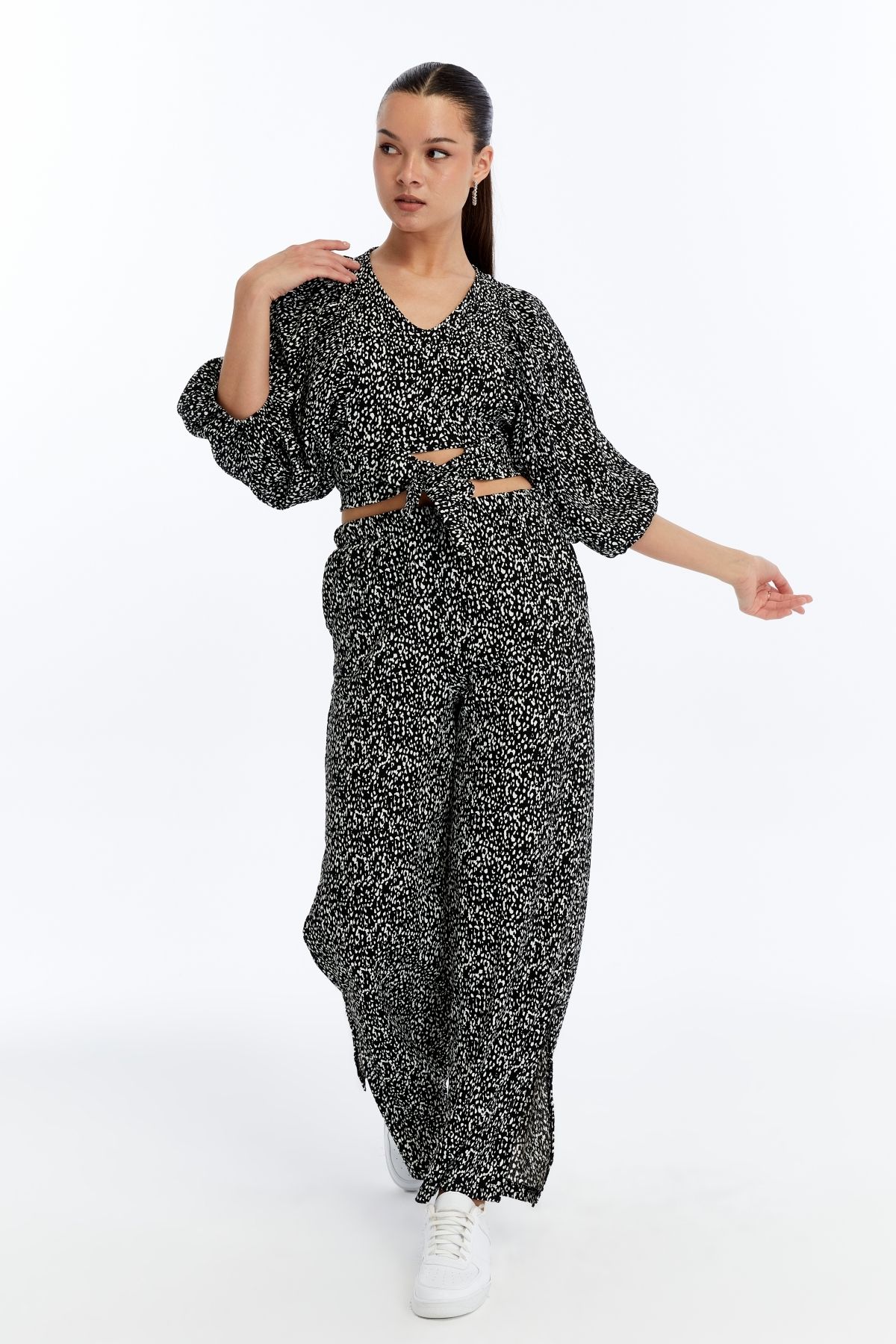 Maison La Femme Kadın Desenli Bluz Bol Pantolon Takım