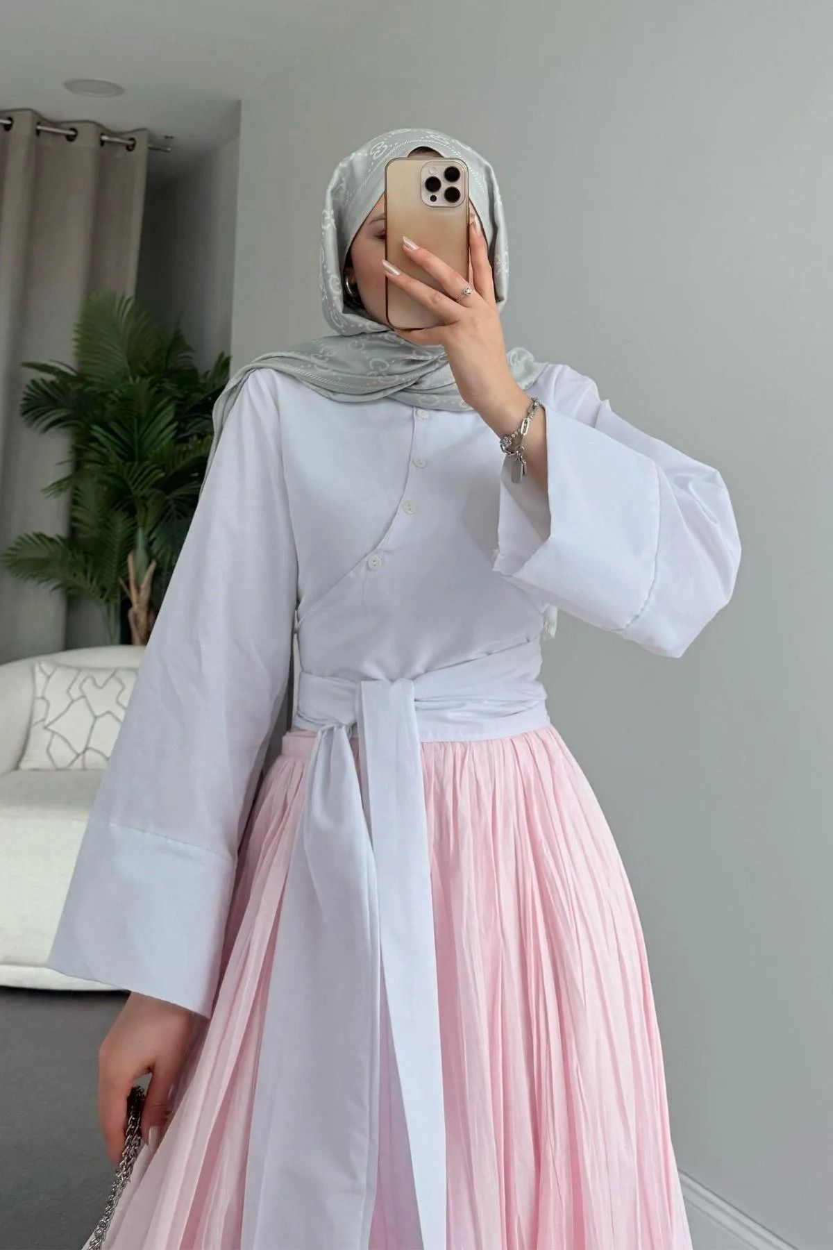MY QILAM 10 NUMARA MODA Kadın Beyaz Geniş Manşetli Kol Detaylı Önü Bağlamalı Poplin Gömlek