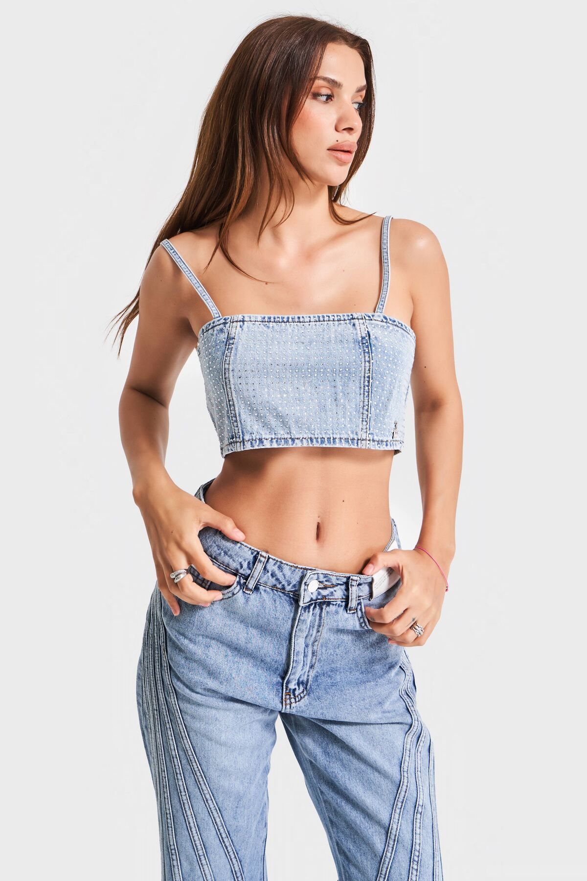 its basic Kadın Kot Rengi Parlak Taşlı Askılı Özel Tasarım Denim Büstiyer