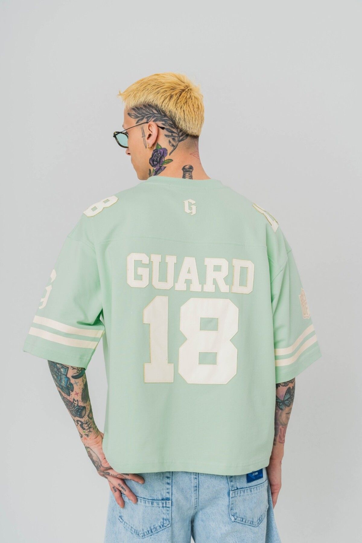 go gang own Guard 18 Patch Nakış Detaylı V Yaka Oversize T-shirt