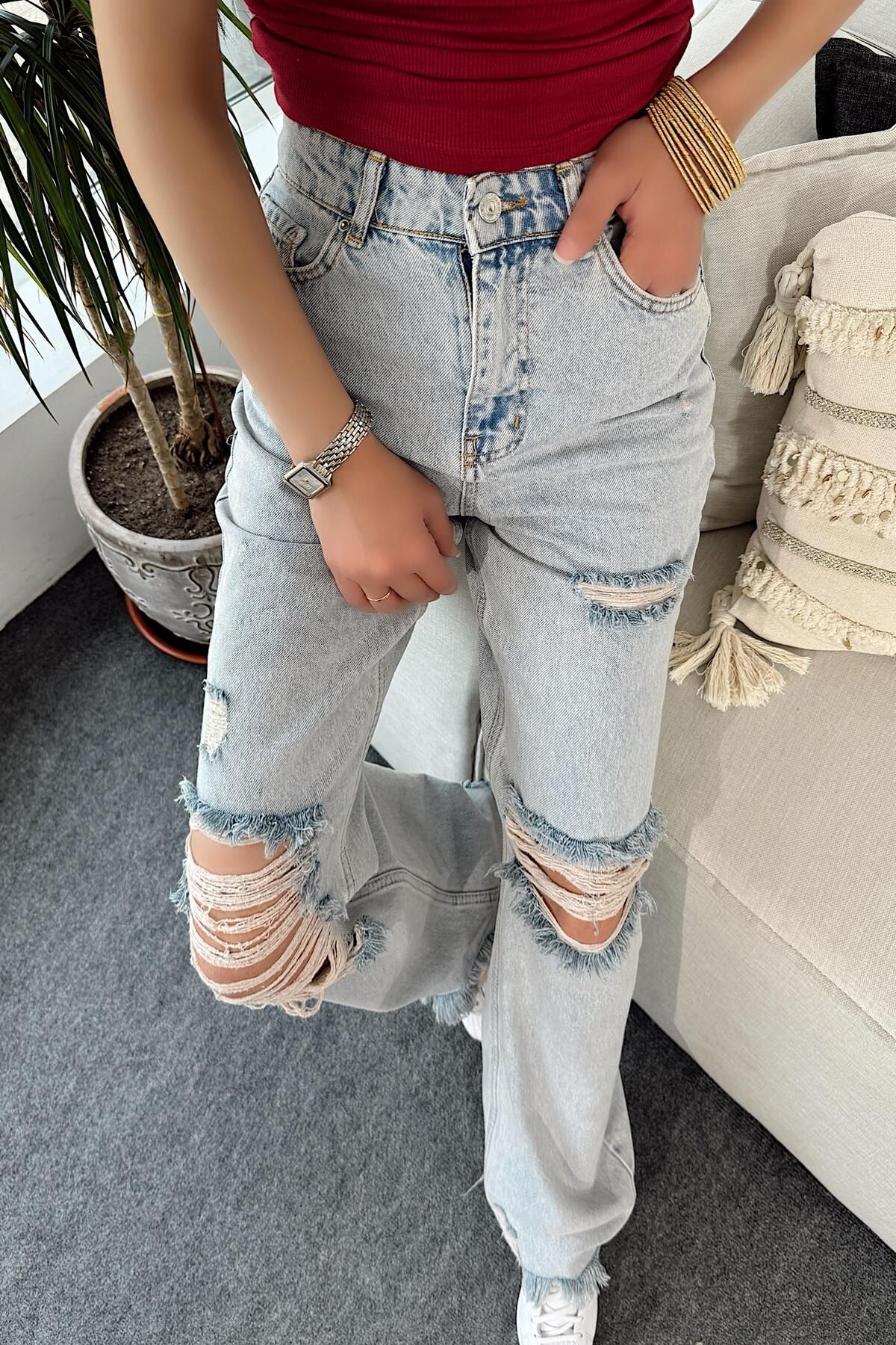 Butik Gardrop Yüksek Bel Paça Püskül Detaylı Tasarım Jean Pantolon Açık Mavi