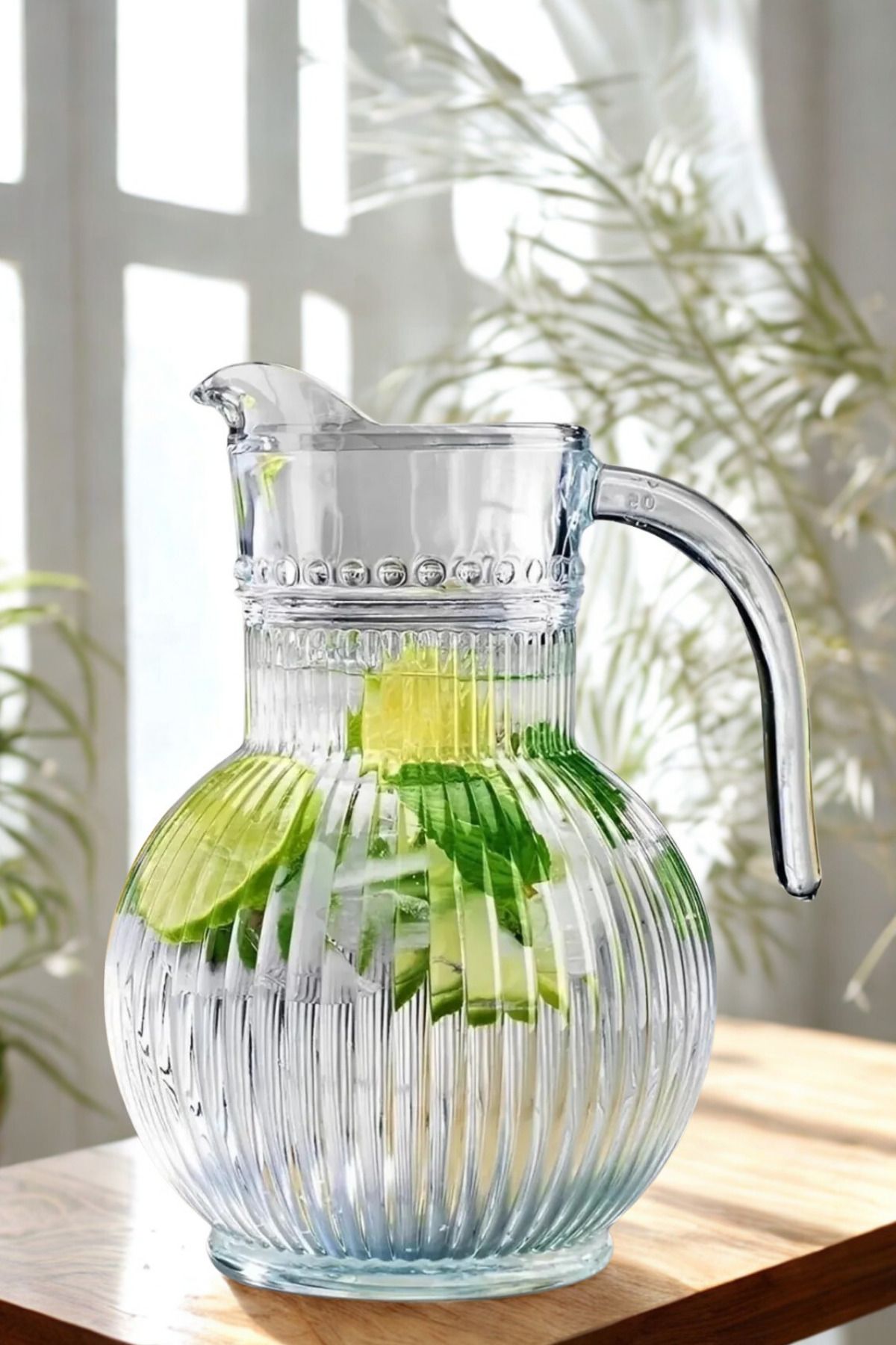 Manaferra Cam Tombul Çizgili Cam Sürahi 1,9 Litre