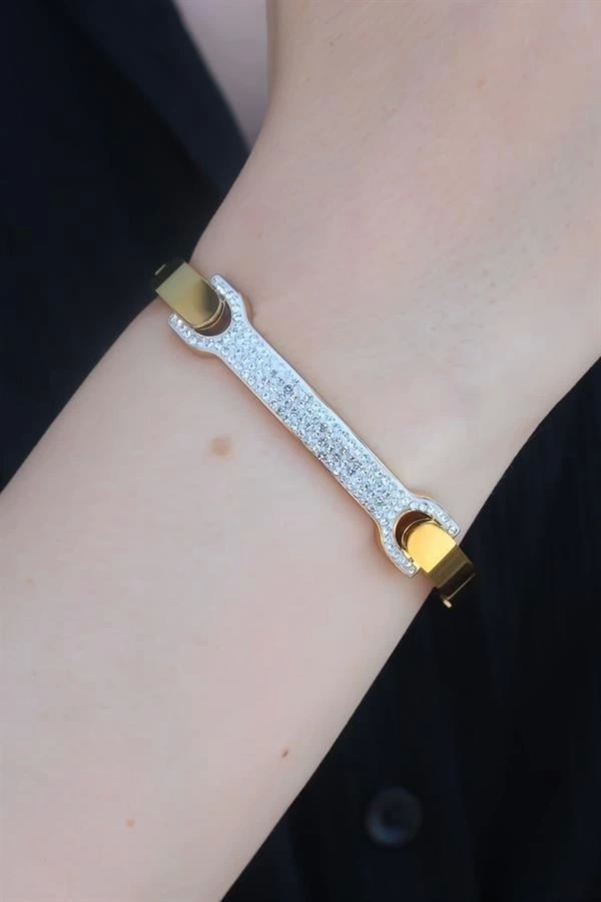 Lale Moda 316L Çelik Gold Renk Zirkon Taşlı Kadın Kelepçe