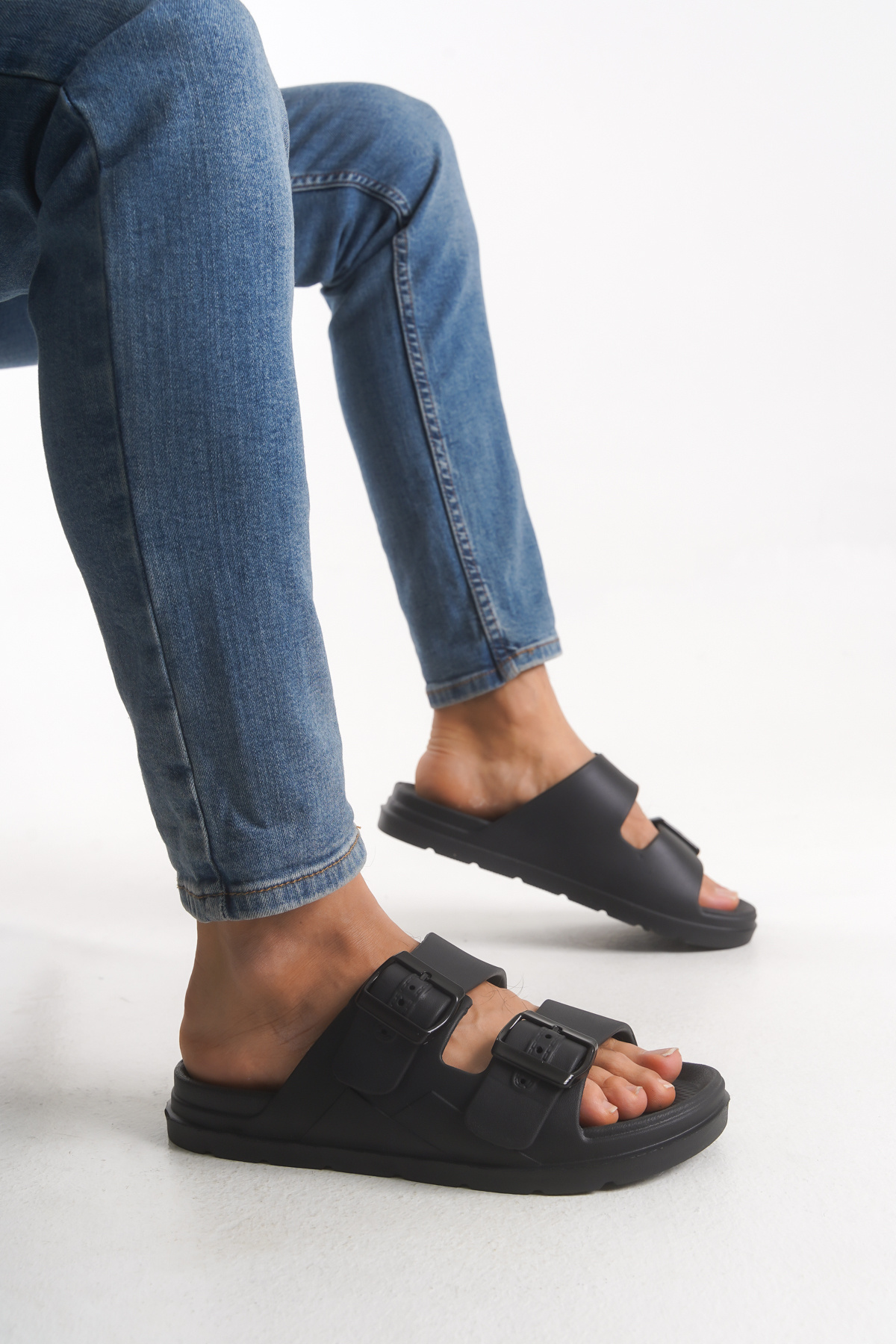 Riccon-Ullaeril Men's Slippers 001228   Black 1