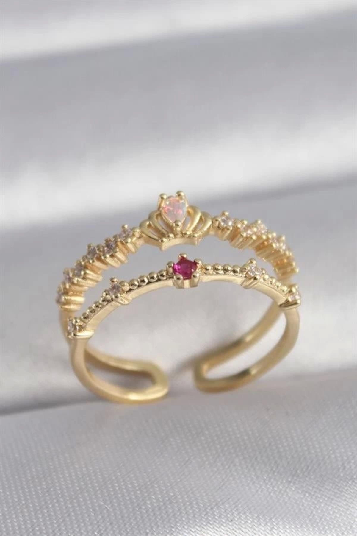 Lale Moda Pirinç Gold Renk Zirkon Taşlı Taç Model Kadın Yüzük