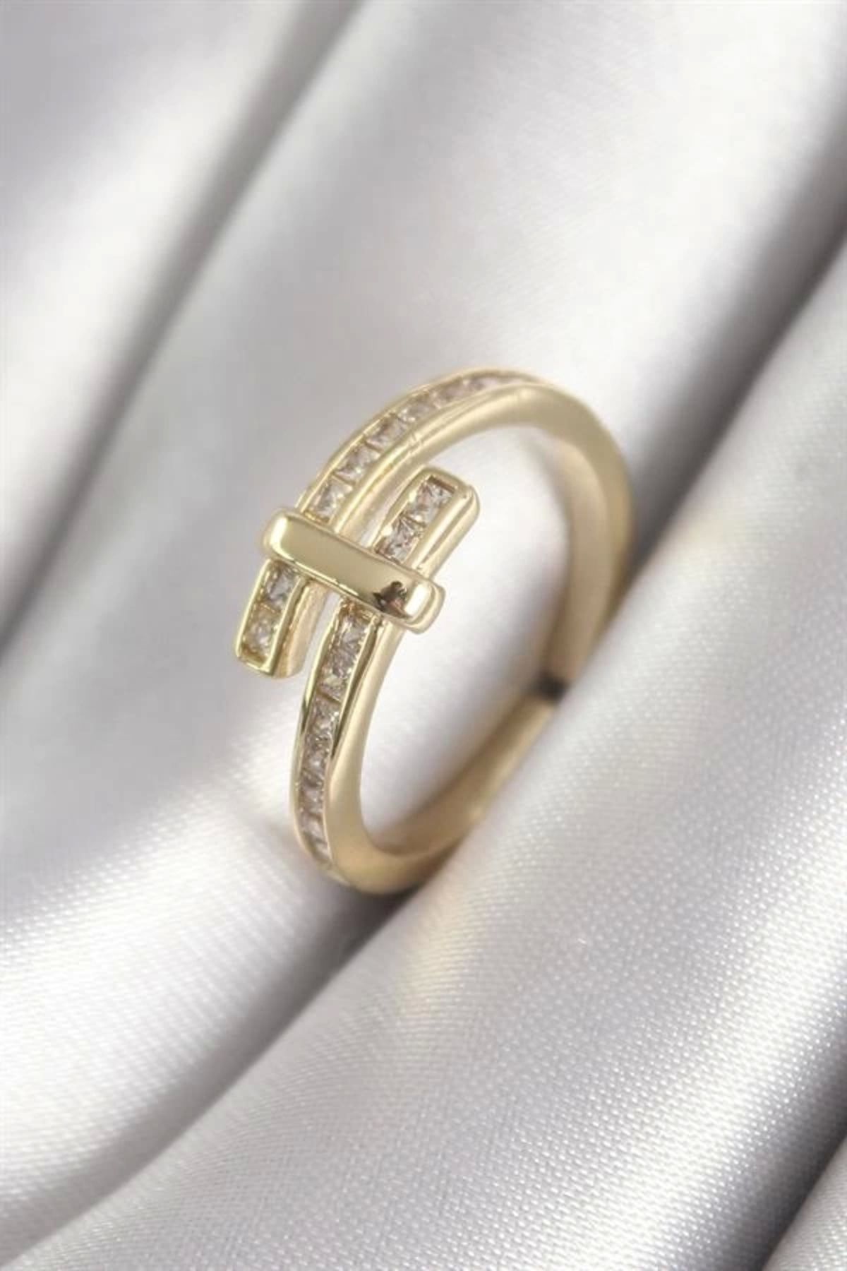 Lale Moda Pirinç Gold Renk Zirkon Taşlı Kadın Yüzük