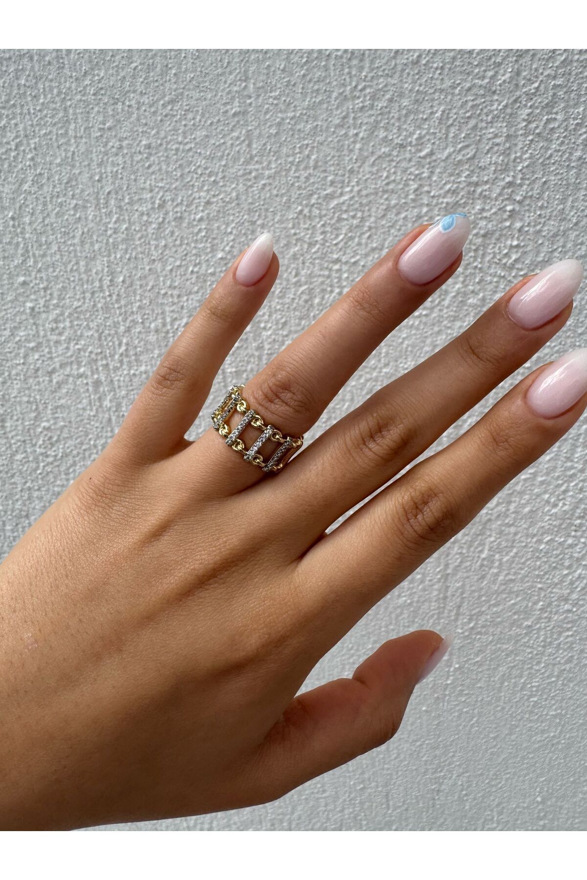 Jiji Jewelery Altın Renk Modern Zarif Zirkon Taşlı Paslanmaz Çelik Yüzük